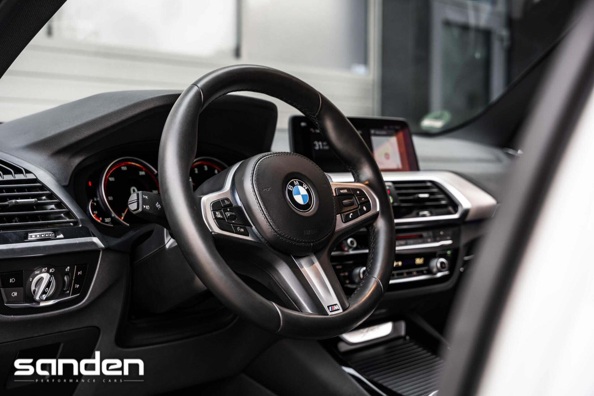 Foto van BMW X3 Xdrive30i