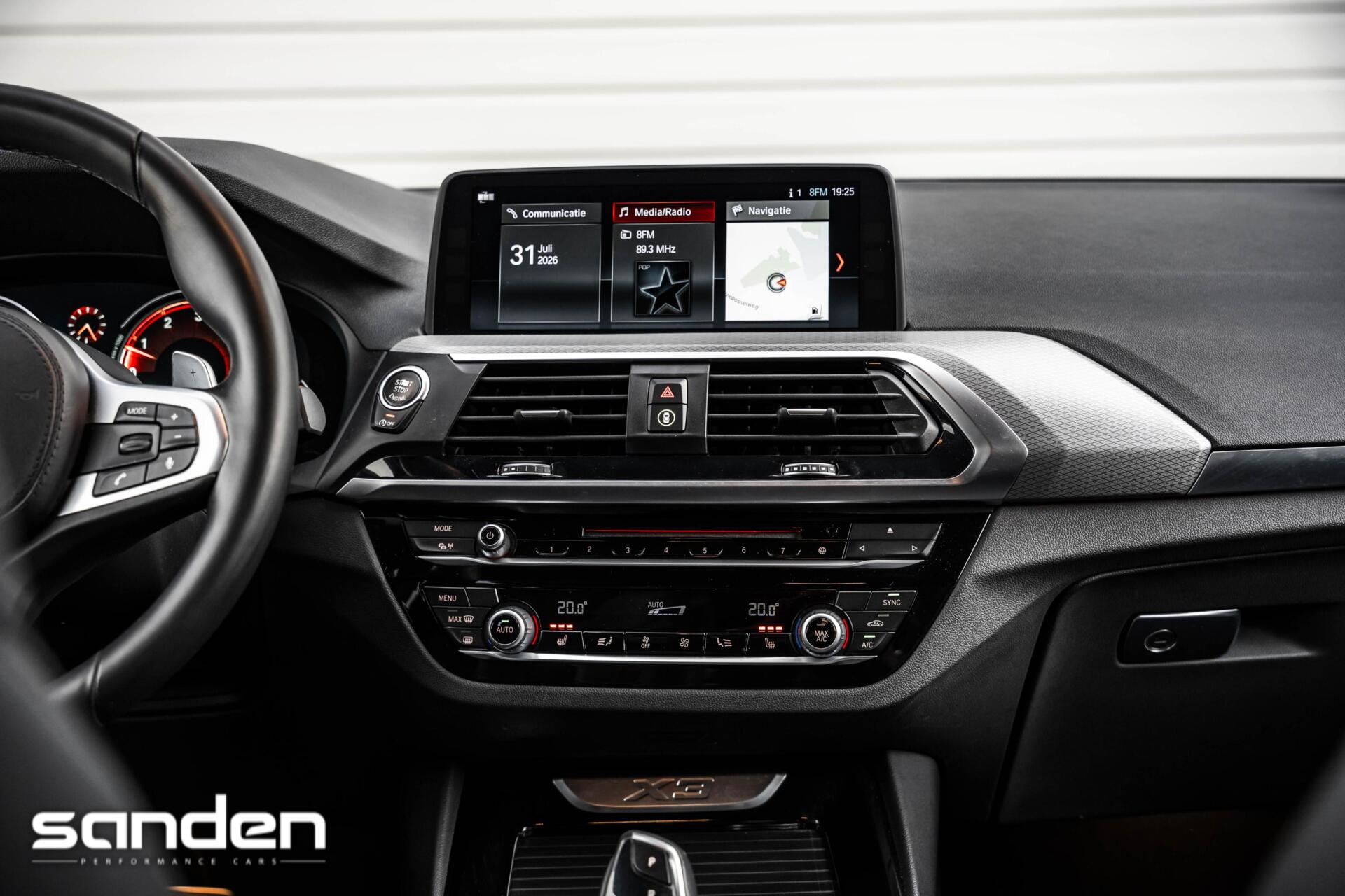 Foto van BMW X3 Xdrive30i
