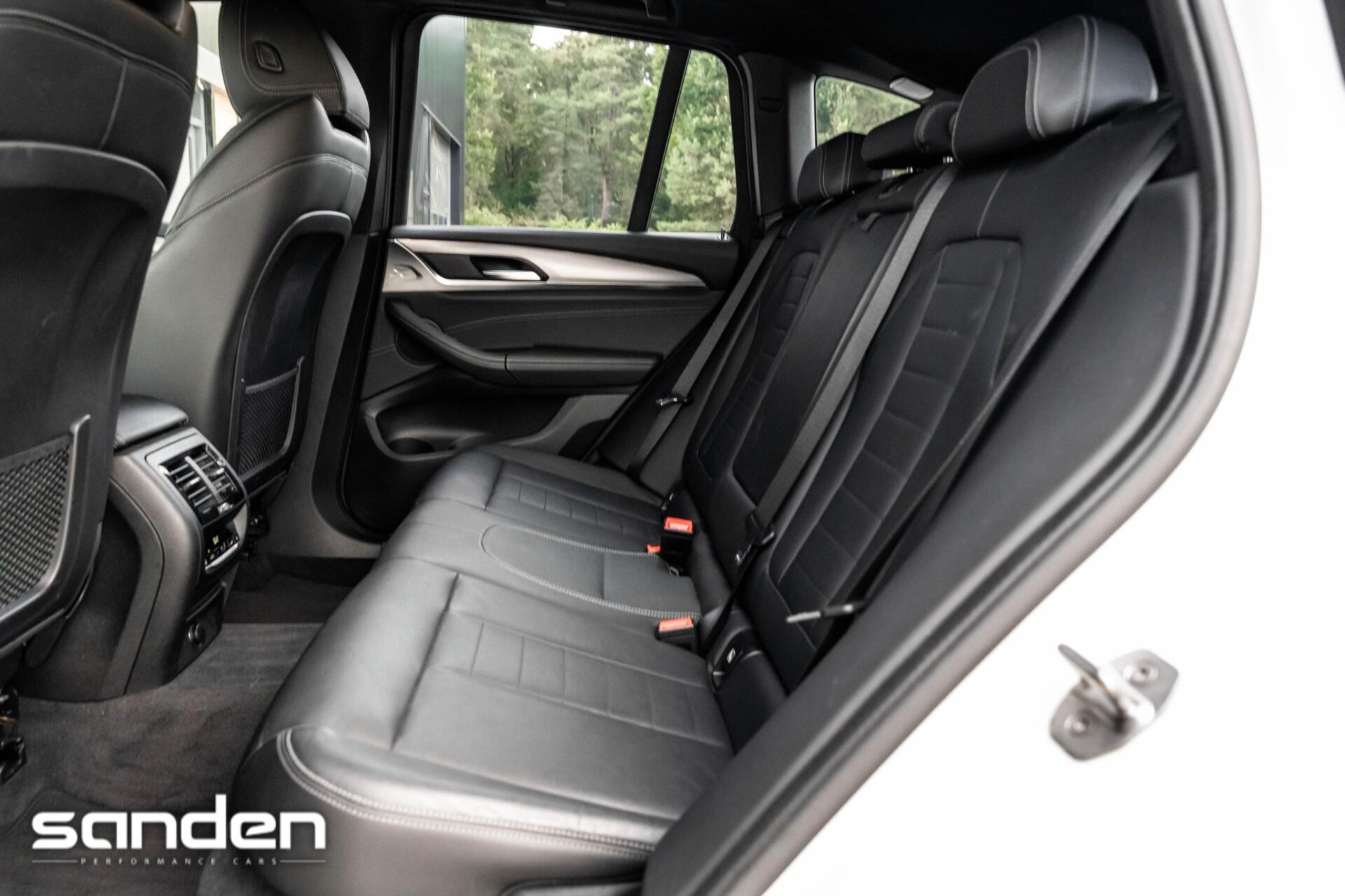 Foto van BMW X3 Xdrive30i