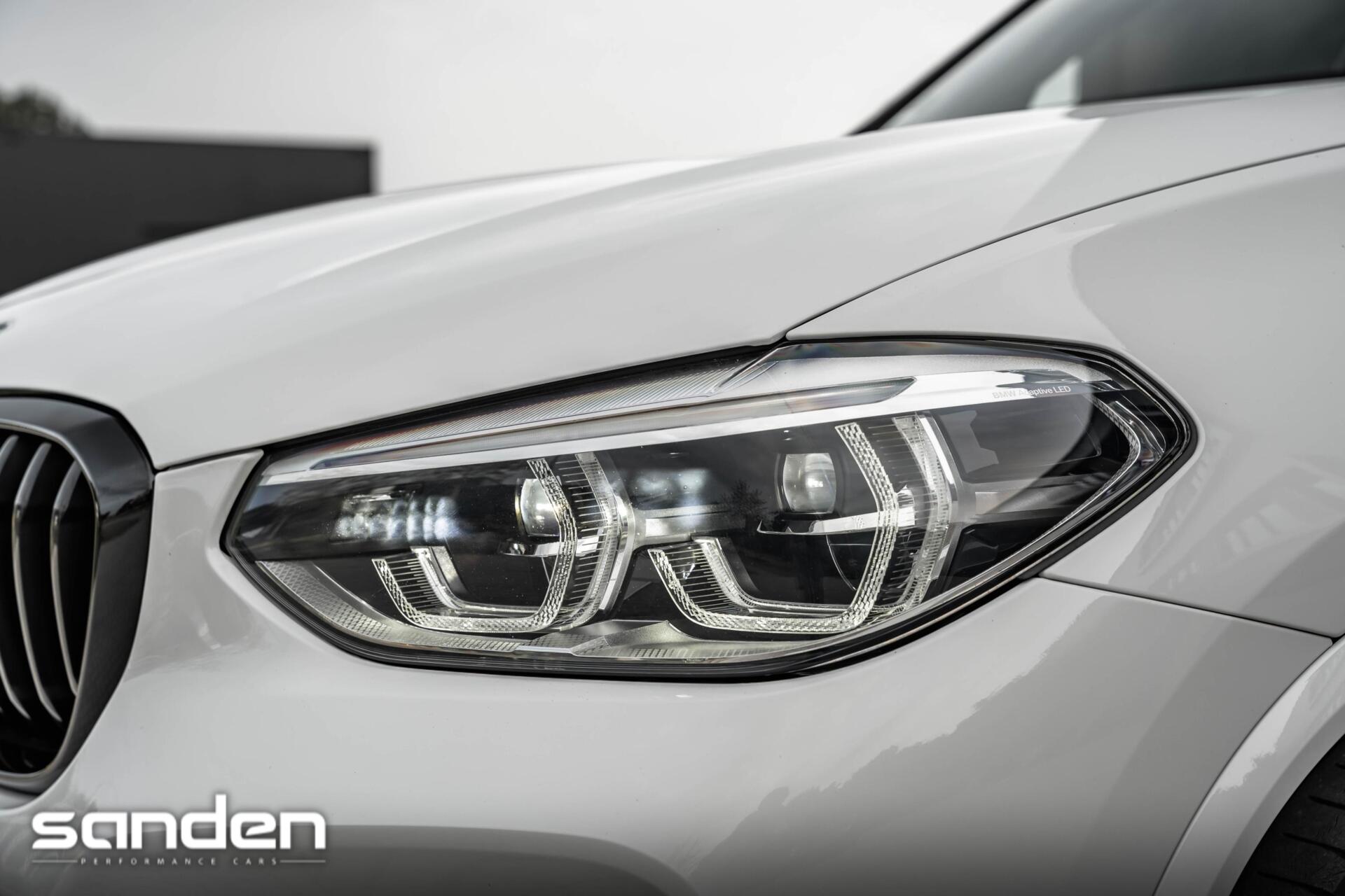 Foto van BMW X3 Xdrive30i