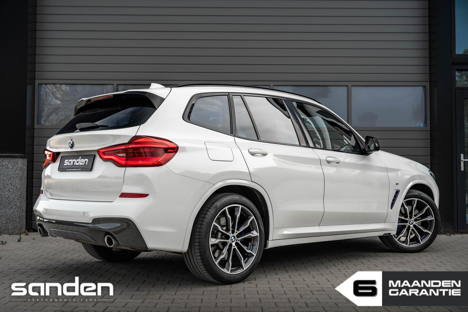 Foto van BMW X3 Xdrive30i