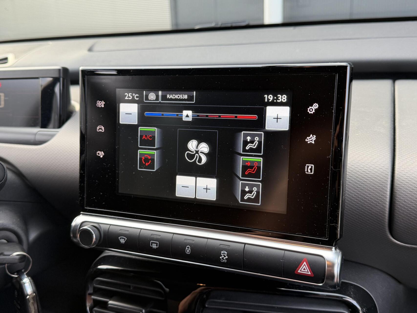 Foto van Citroen C4 Cactus