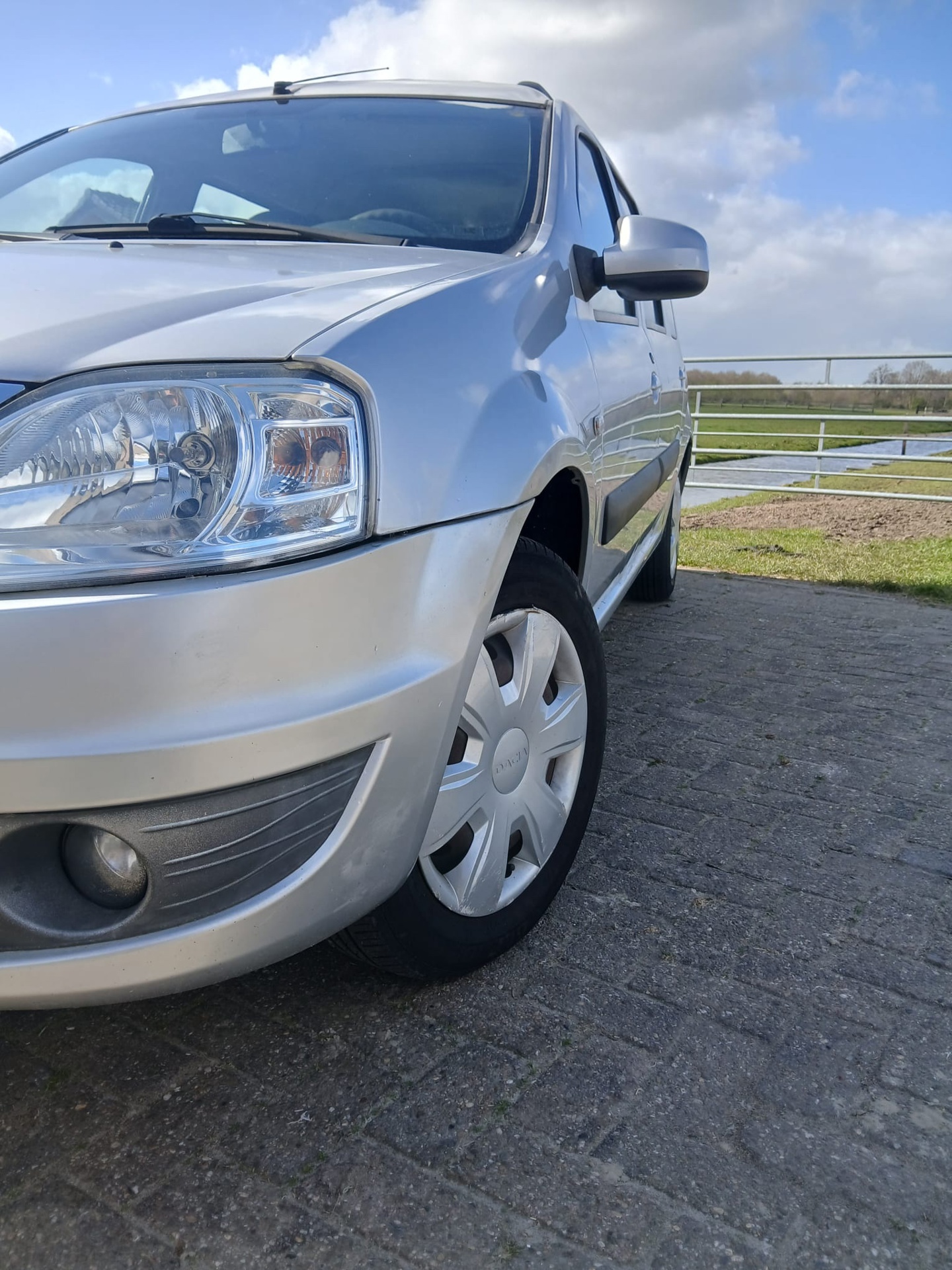 Foto van Dacia Logan