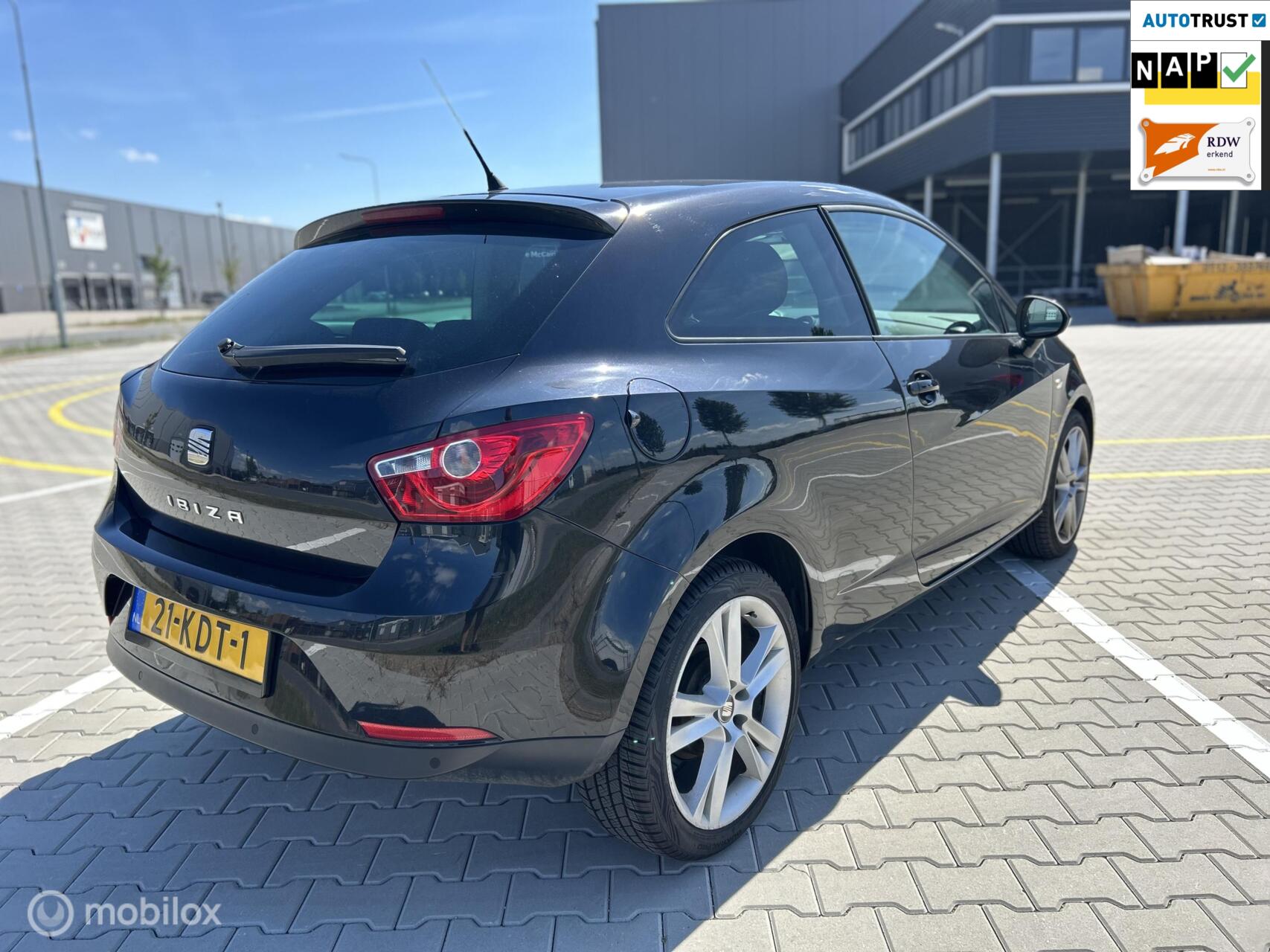 Foto van Seat Ibiza SC