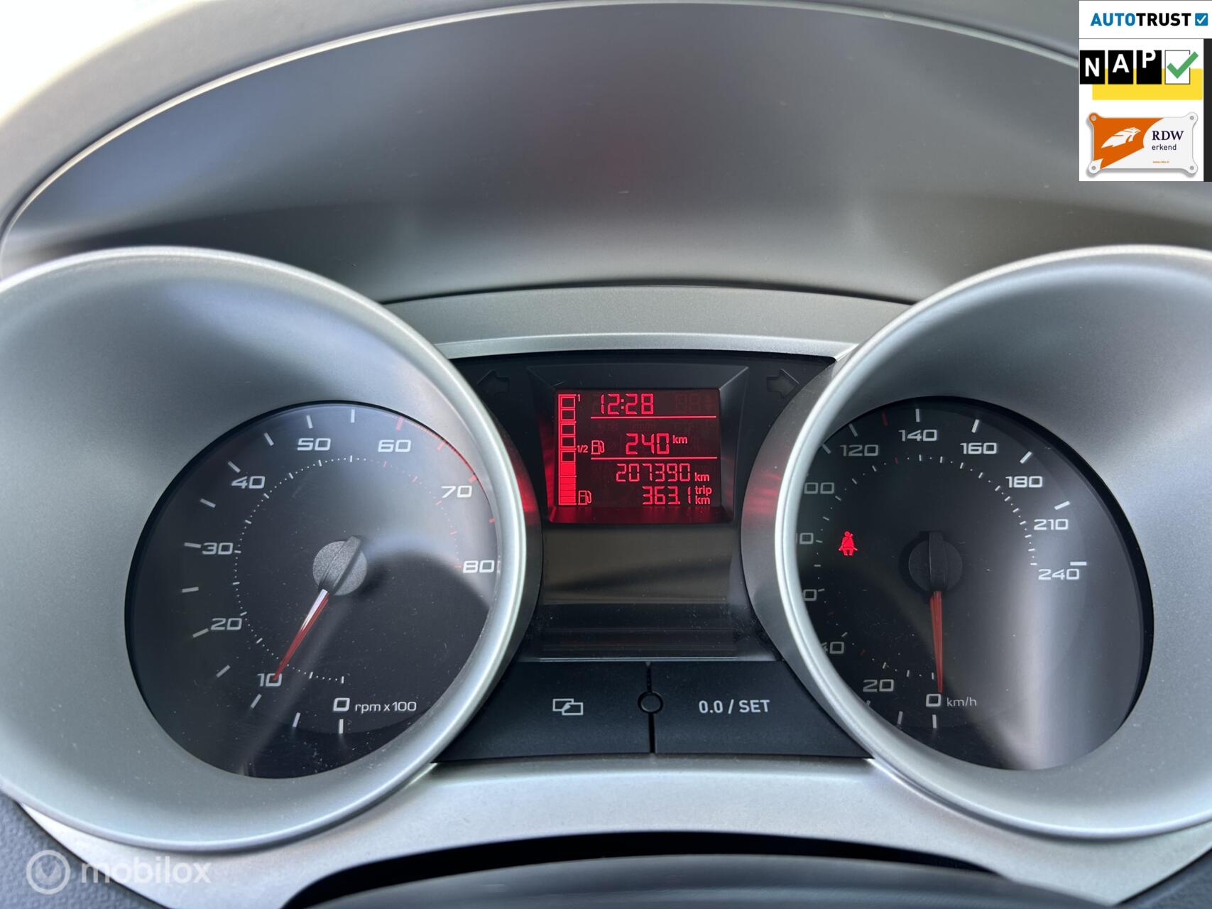 Foto van Seat Ibiza SC