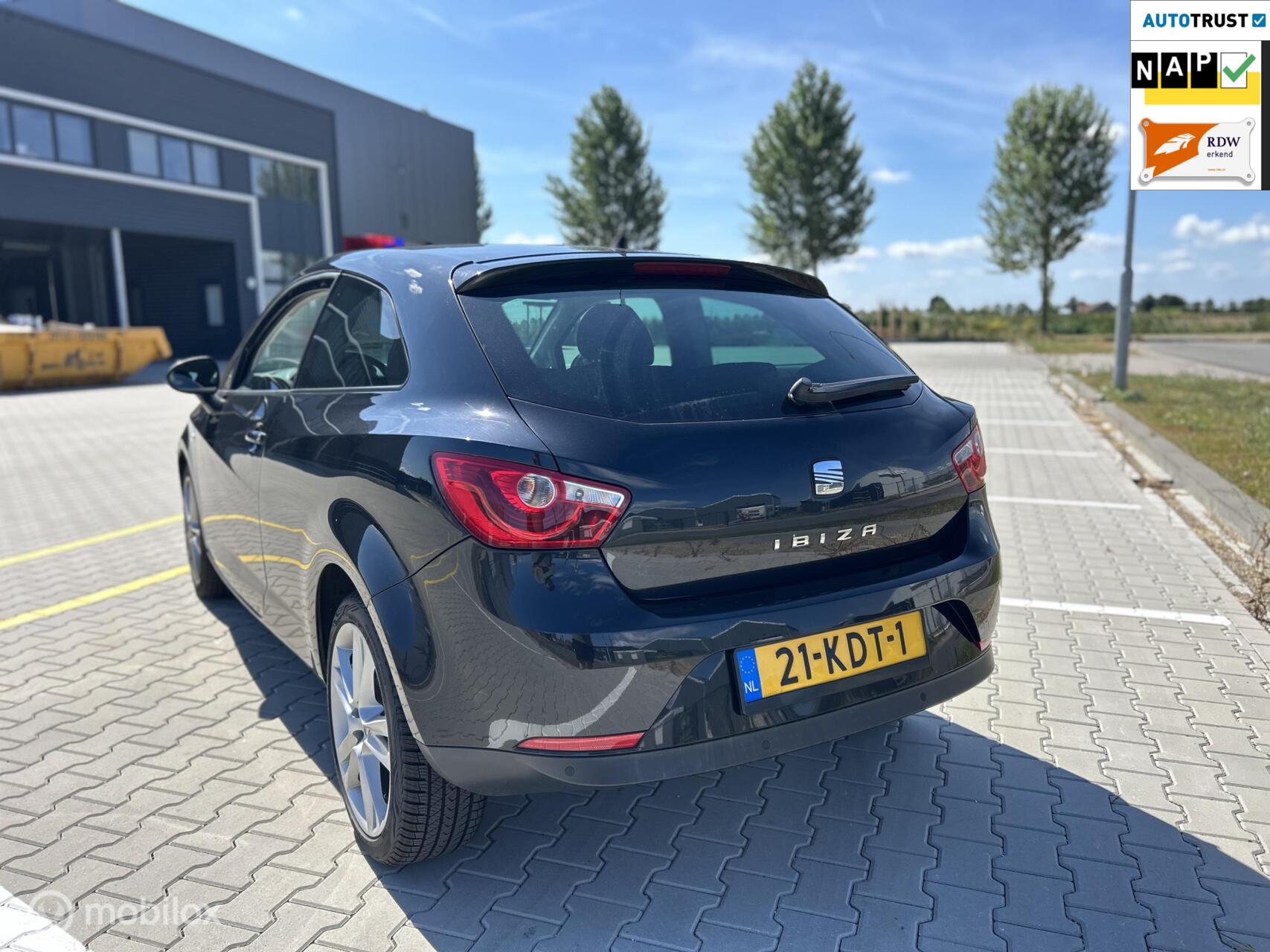 Foto van Seat Ibiza SC