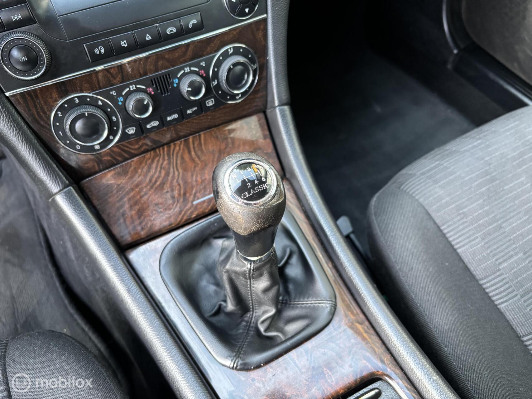 Foto van Mercedes-Benz C 180 Kompressor