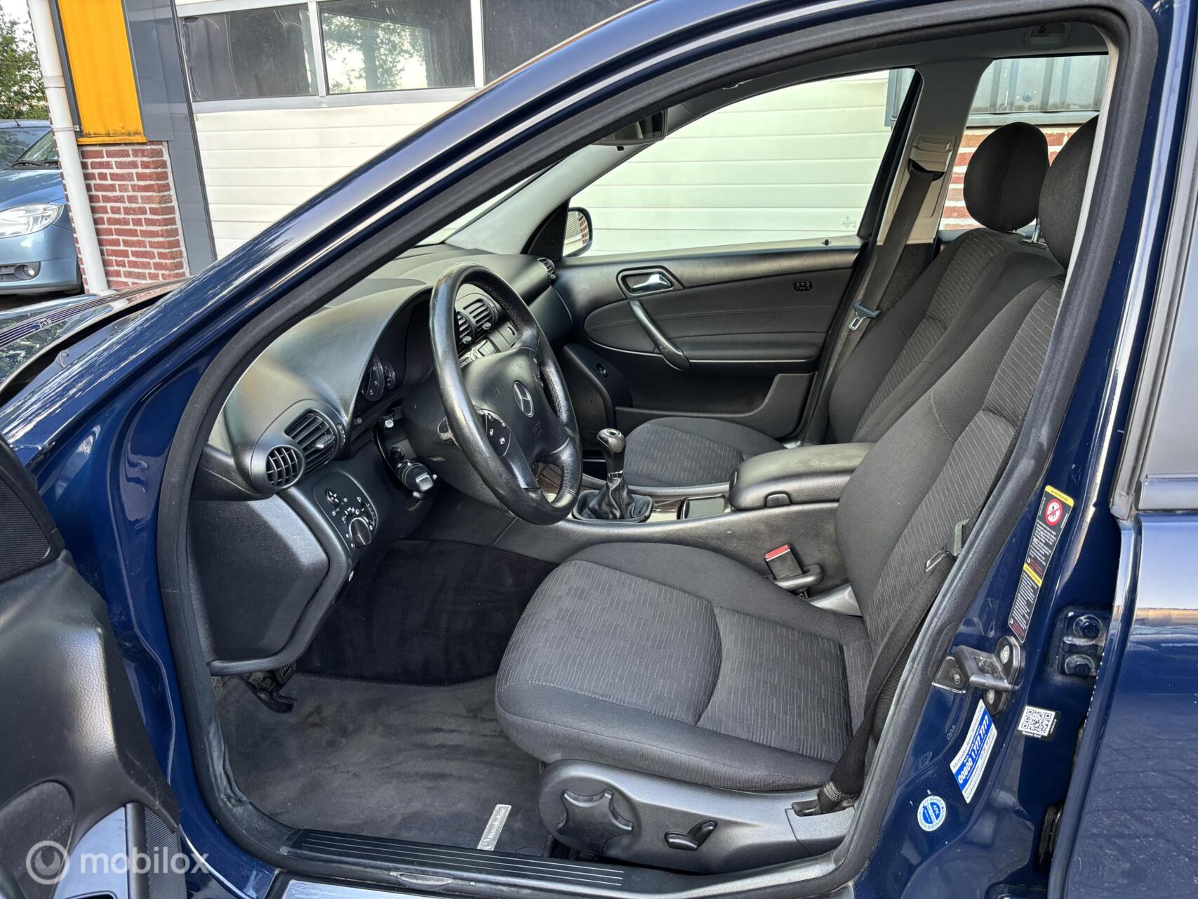 Foto van Mercedes-Benz C 180 Kompressor