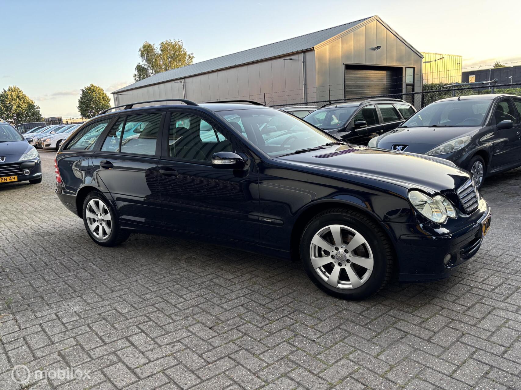 Foto van Mercedes-Benz C 180 Kompressor