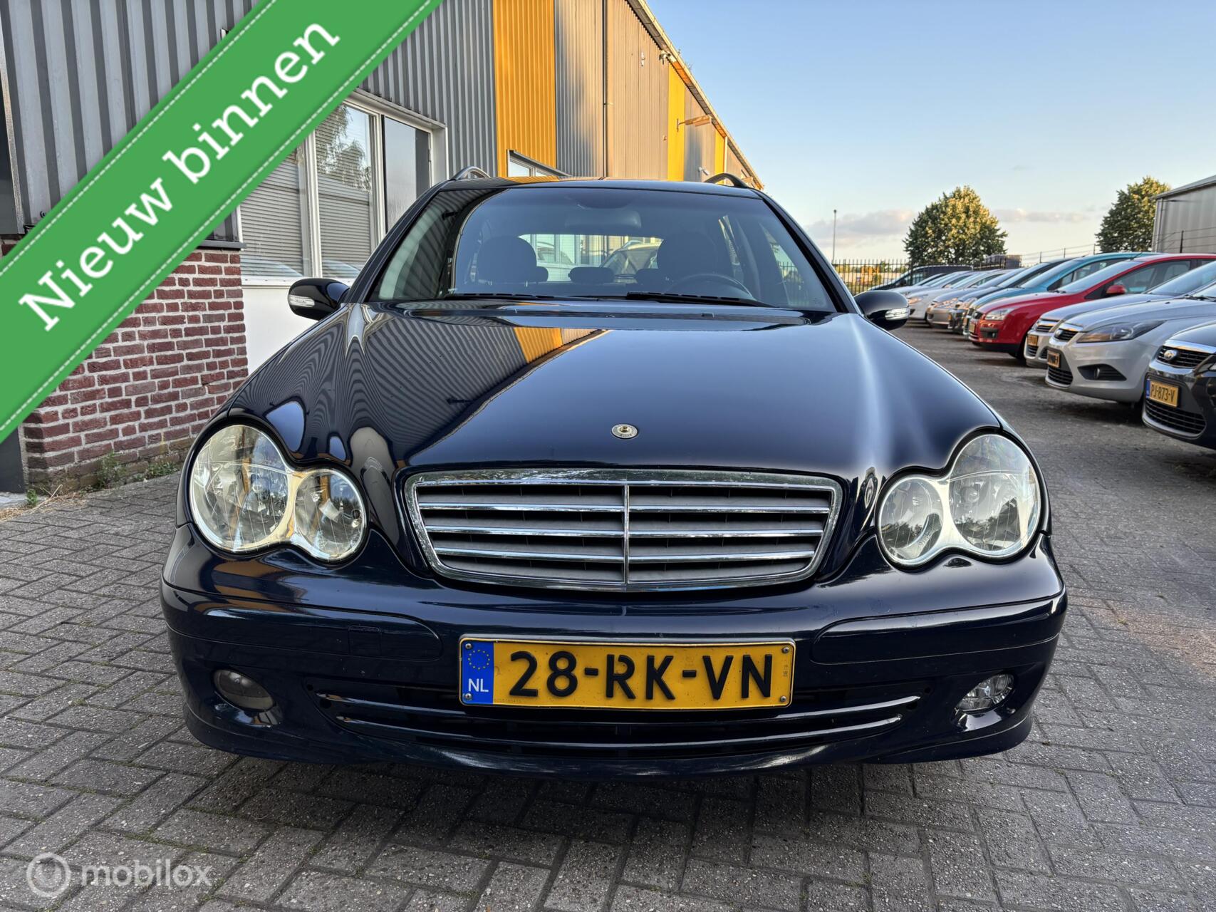 Foto van Mercedes-Benz C 180 Kompressor