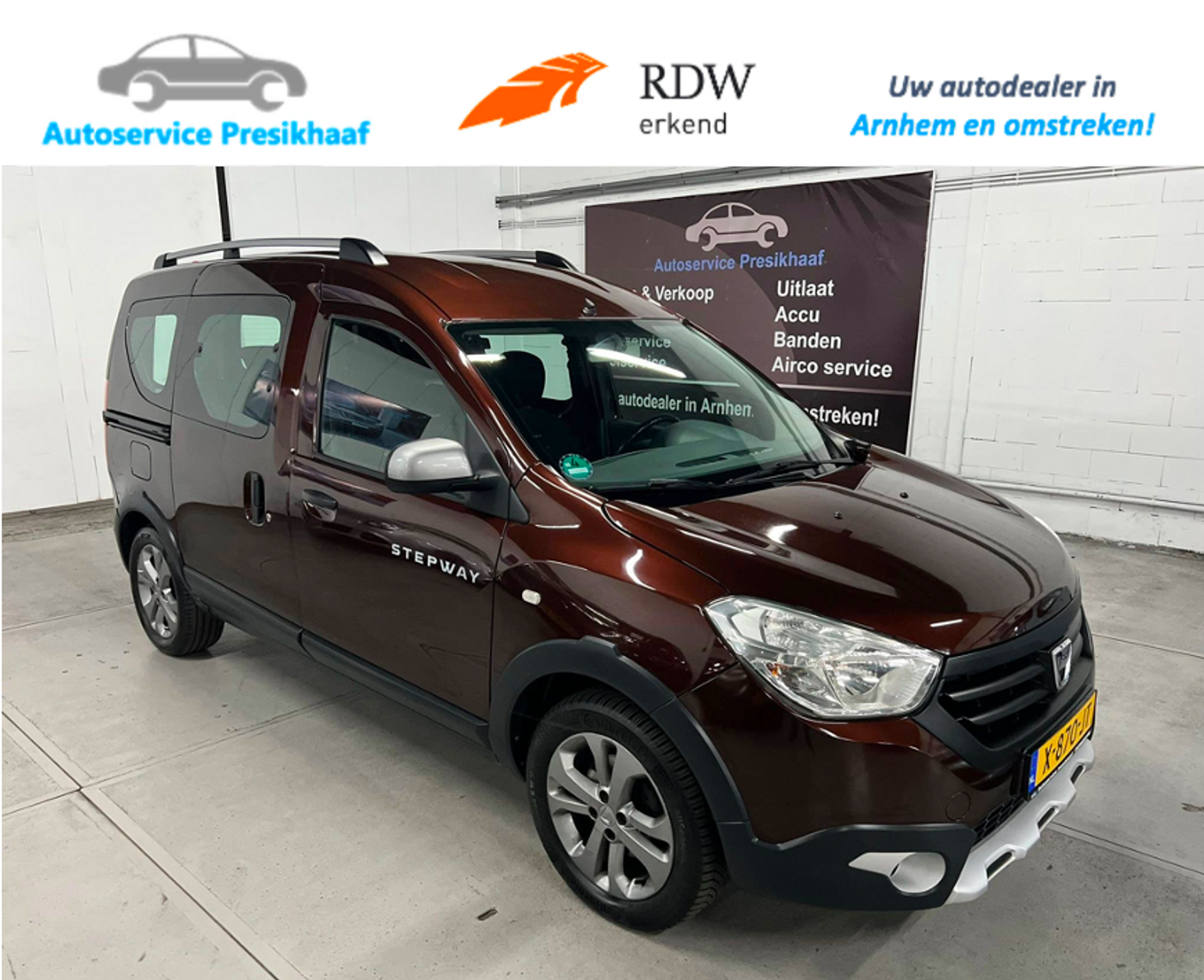 Dacia Dokker 1.2 TCe S&S Stepway NAVIGATIE / 2X SCHUIFDEUR 2017 - voorkant