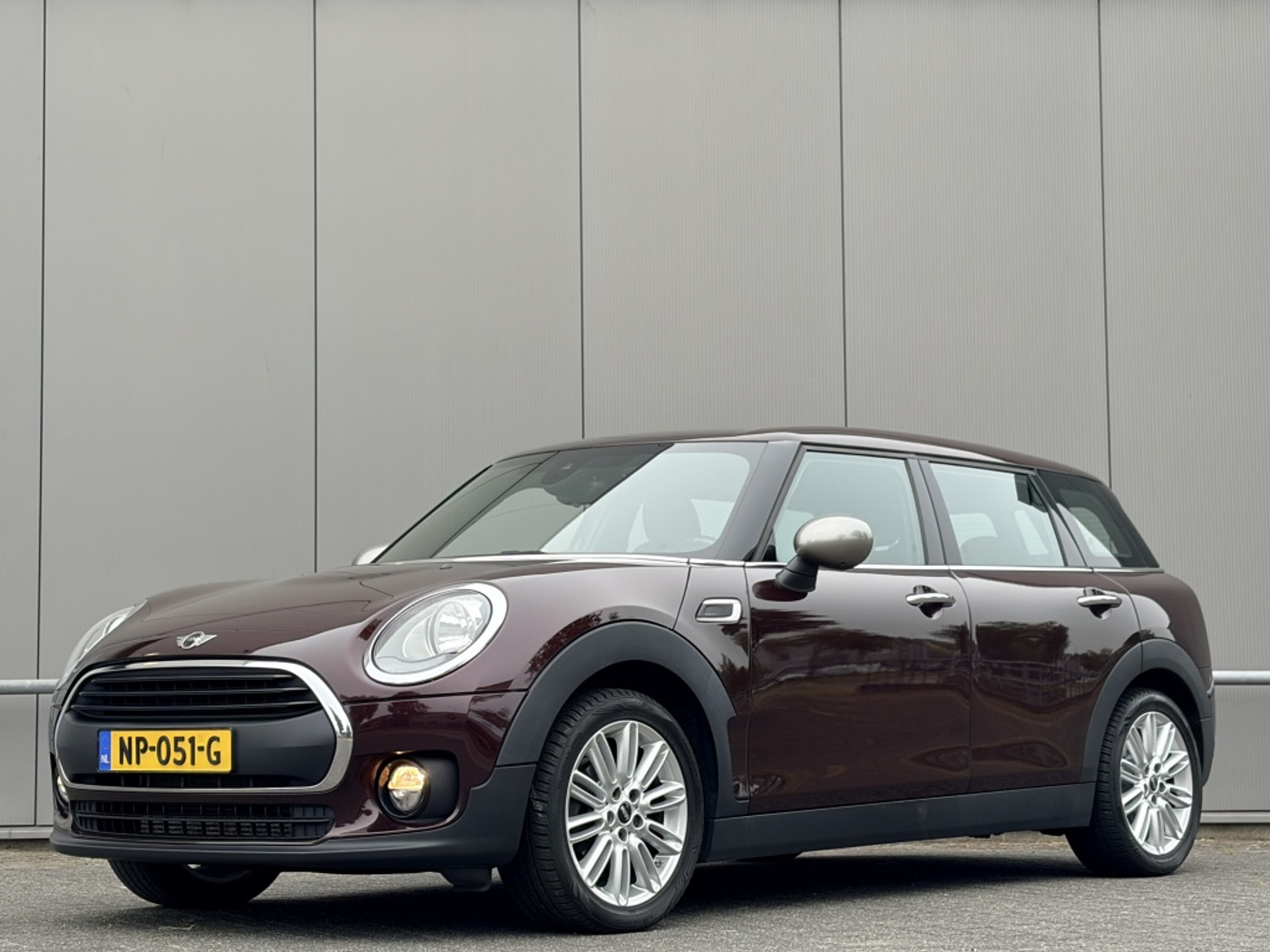 Mini Clubman One 1.5 One - automaat - navi - airco - cruise 2017 - voorkant