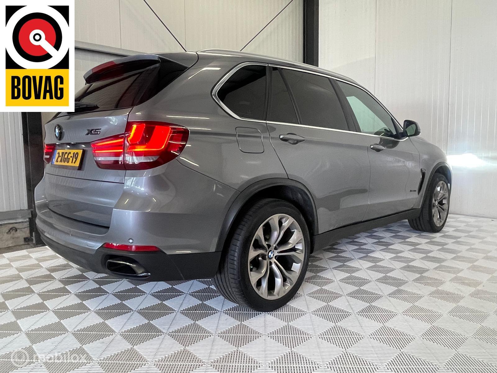 Foto van BMW X5 Xdrive50i