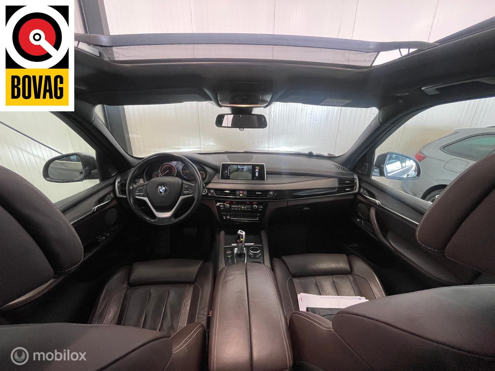 Foto van BMW X5 Xdrive50i