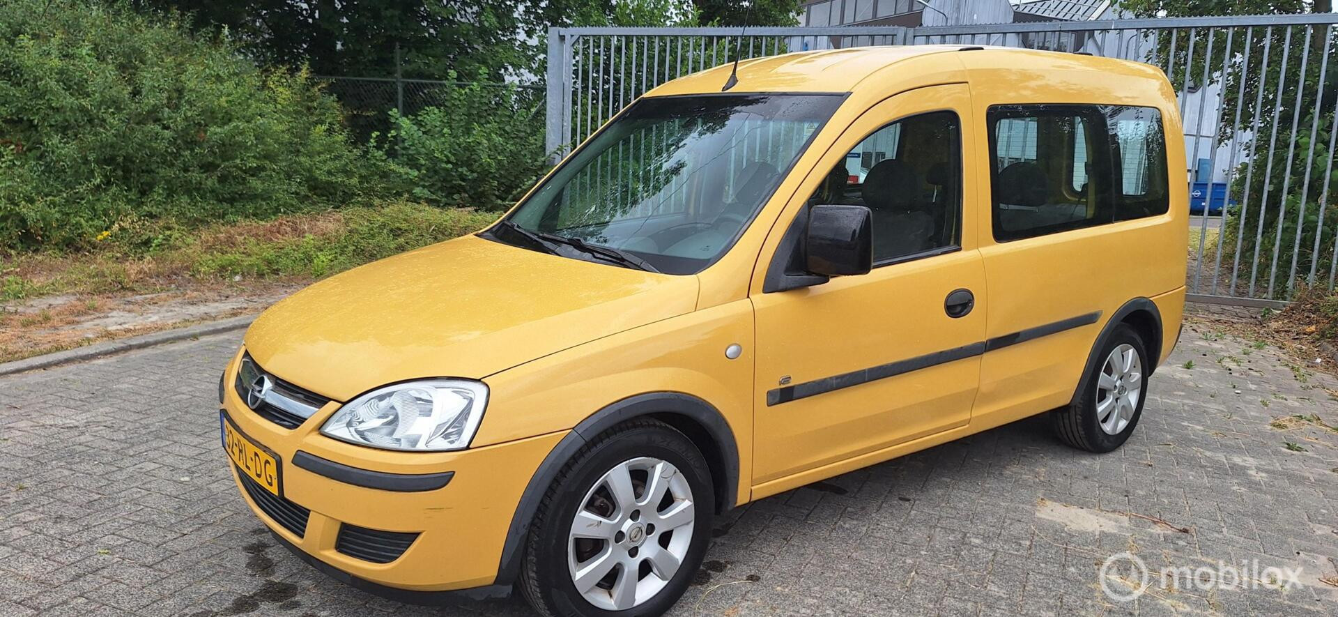Opel Combo-c 1.4-16V Njoy 2005 - voorkant