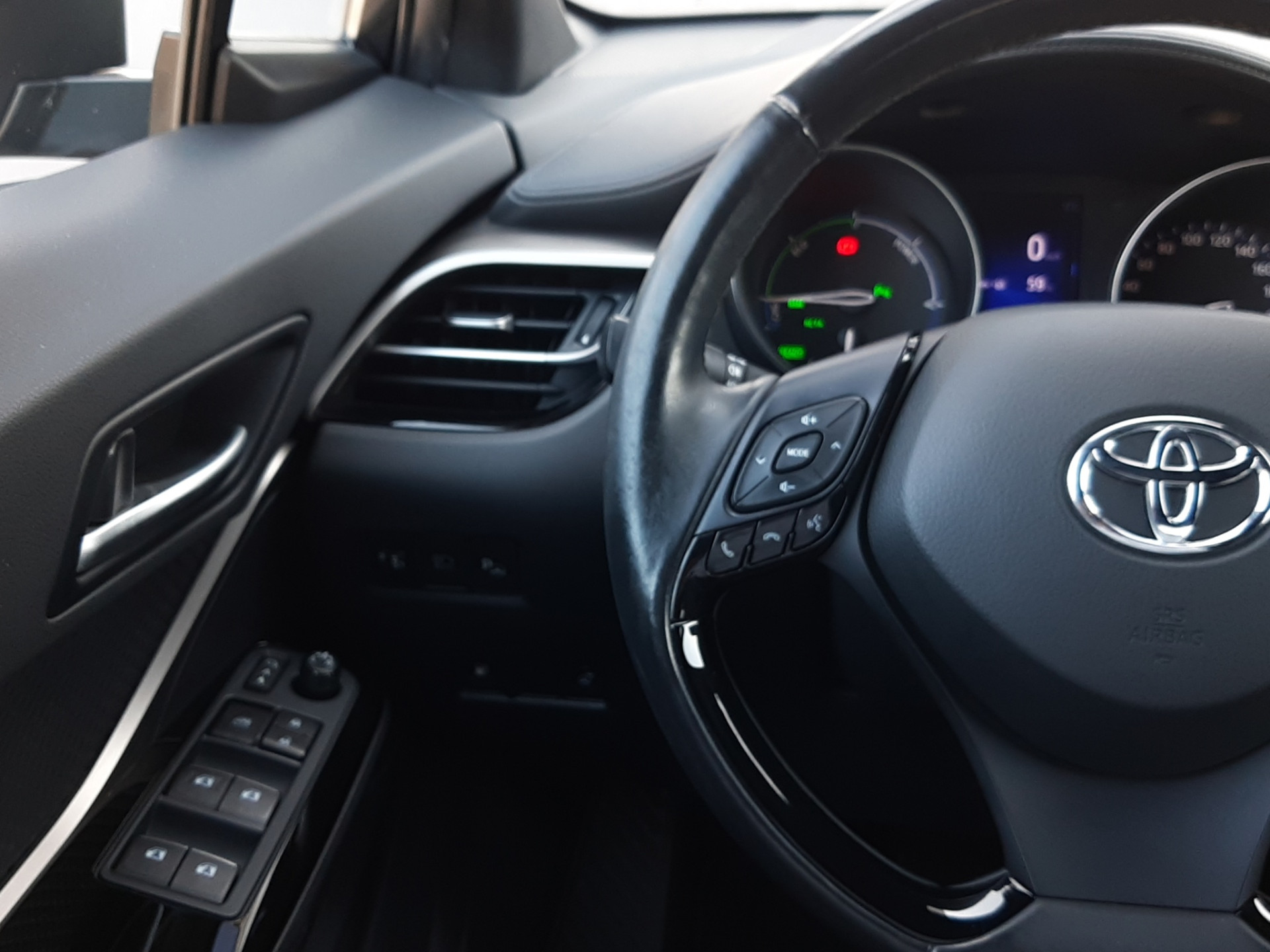 Foto van Toyota Toyota C-hr