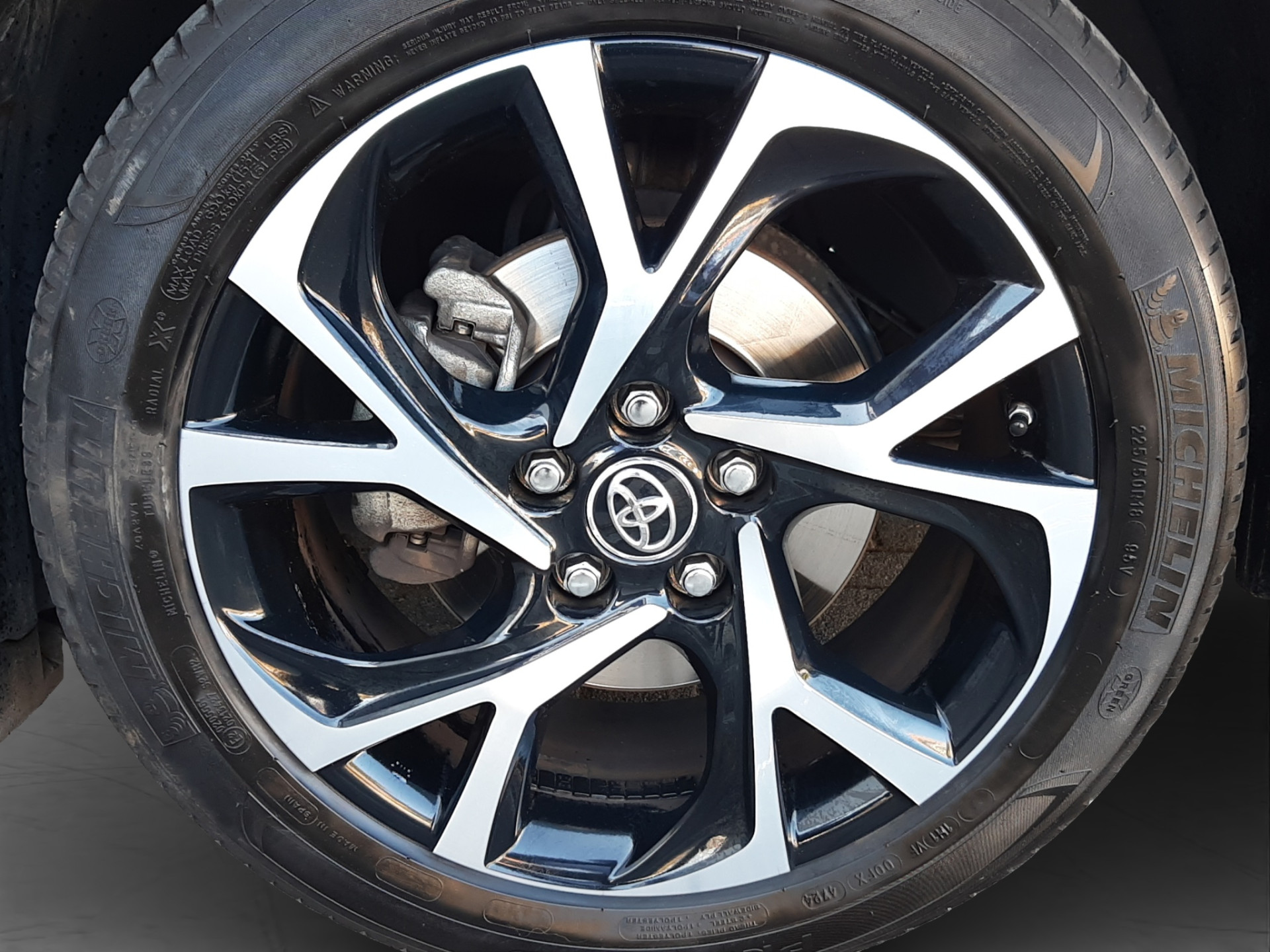 Foto van Toyota Toyota C-hr
