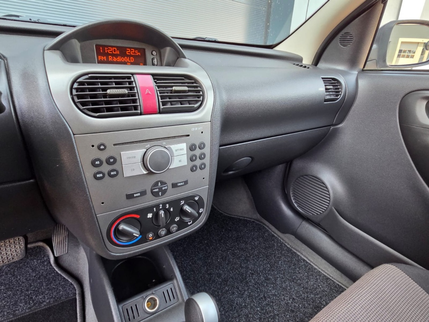 Foto van Opel Corsa-c