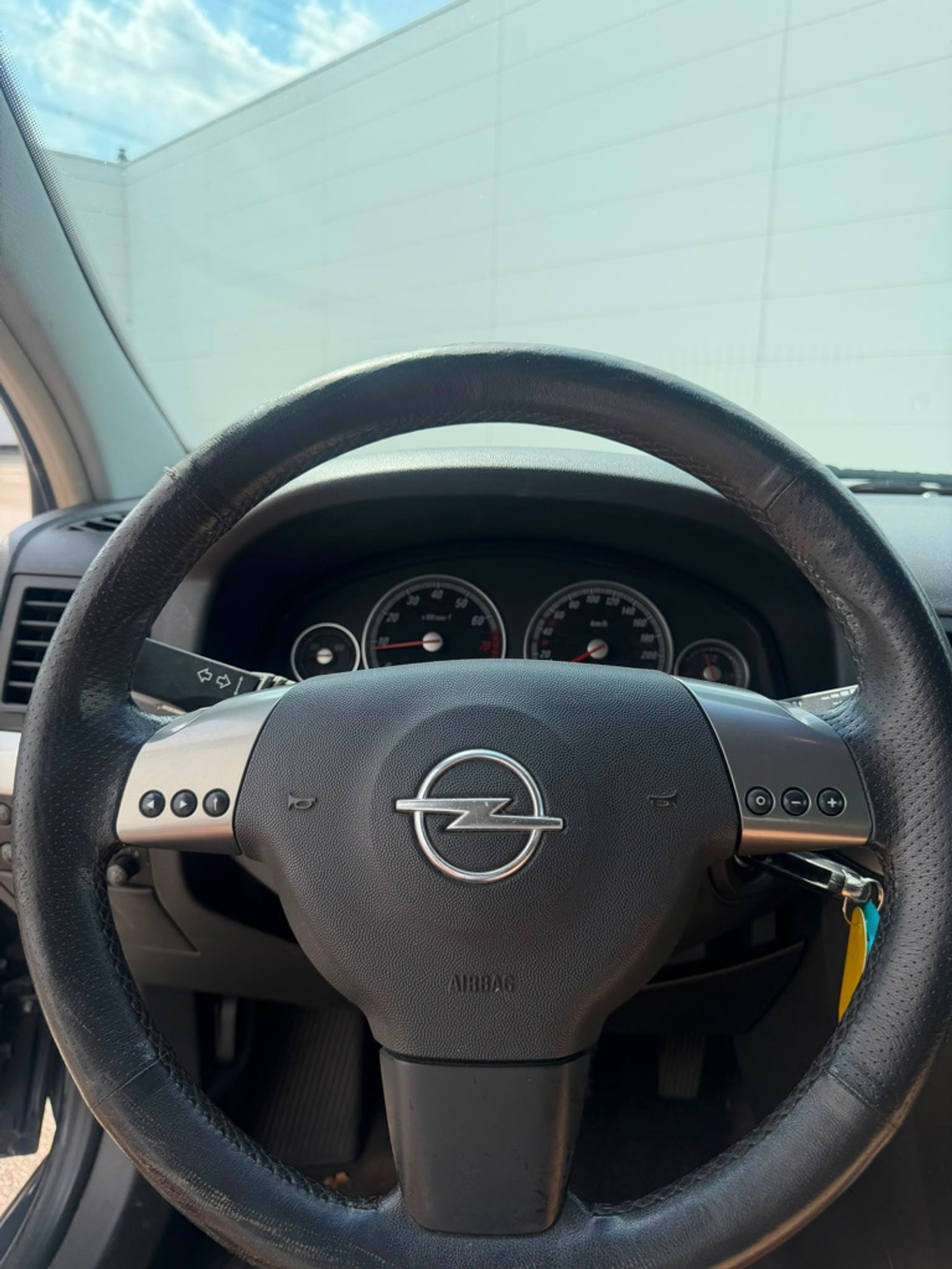 Foto van Opel Vectra-c-cc