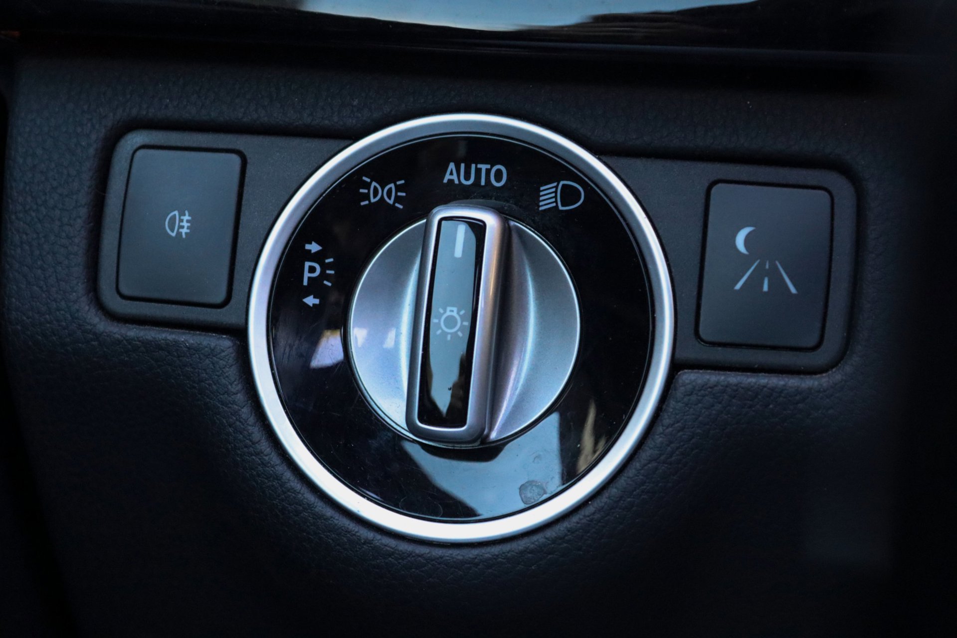 Foto van Mercedes-Benz E 500