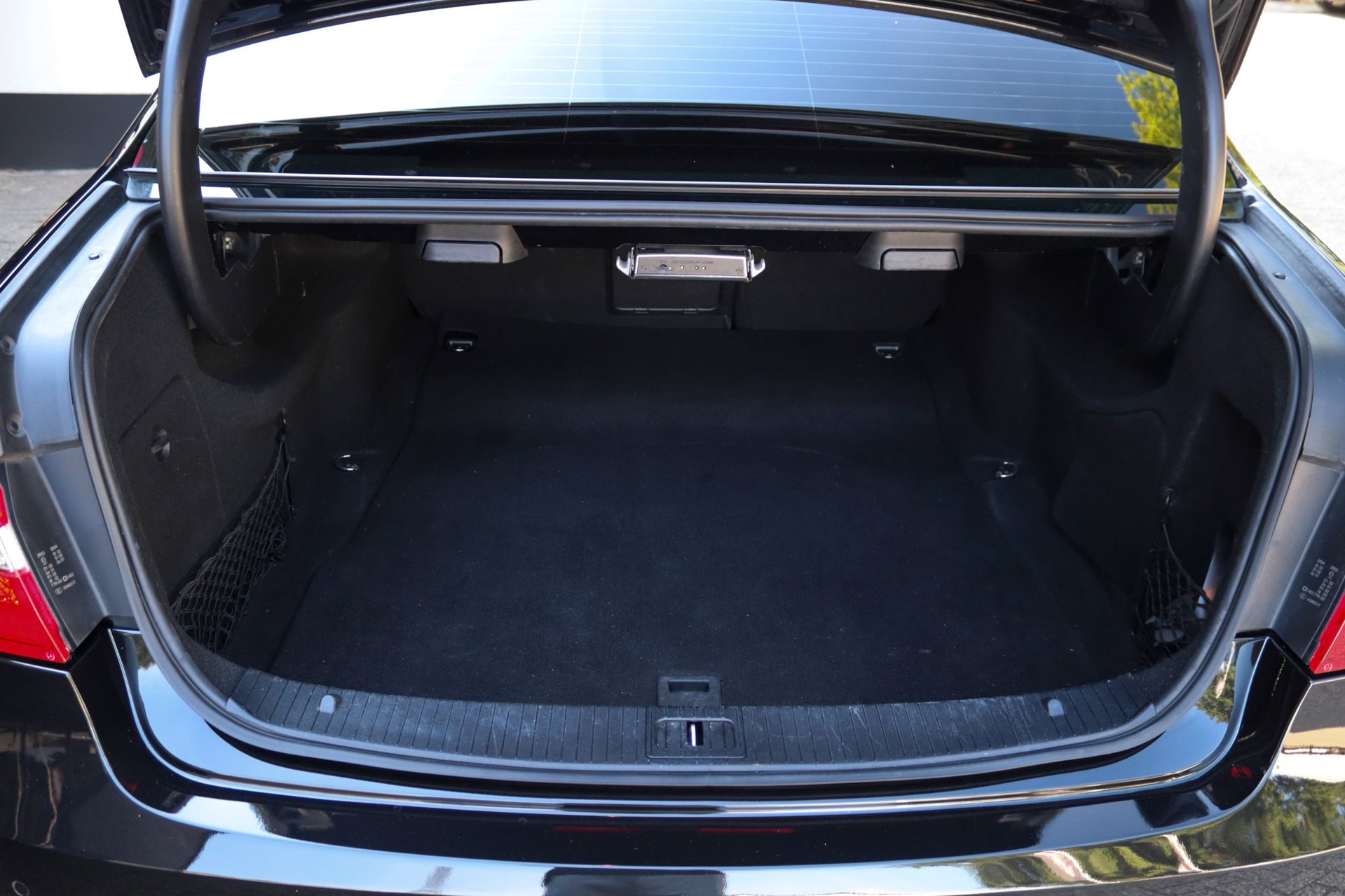 Foto van Mercedes-Benz E 500