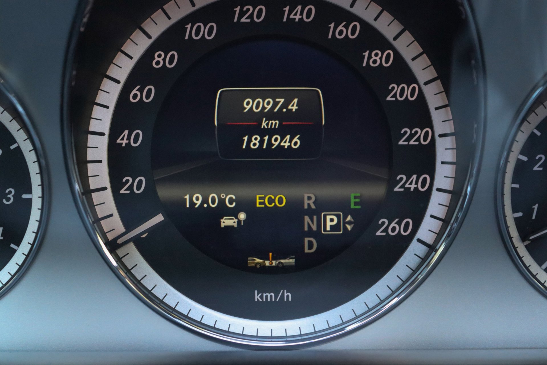 Foto van Mercedes-Benz E 500