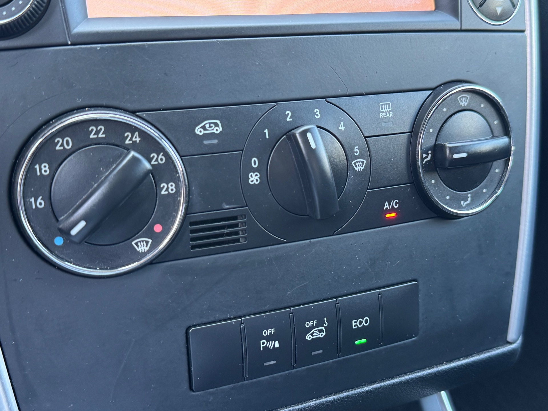 Foto van Mercedes-Benz B 180