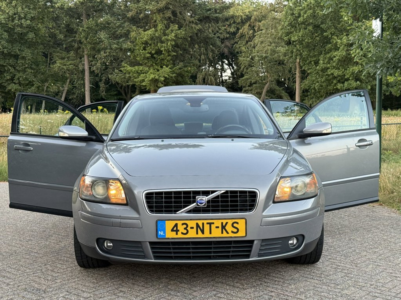 Foto van Volvo S40