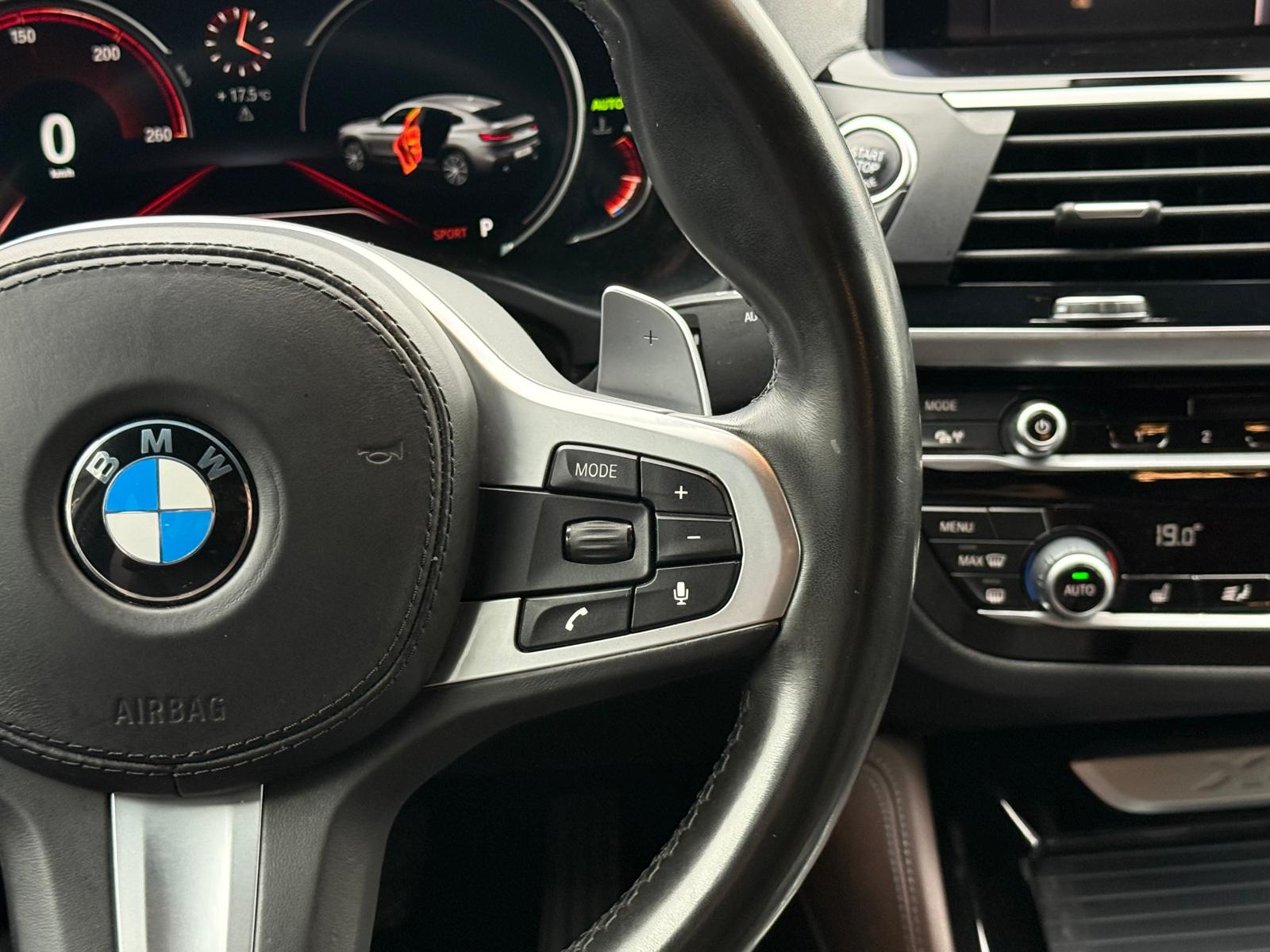 Foto van BMW X4 Xdrive20i