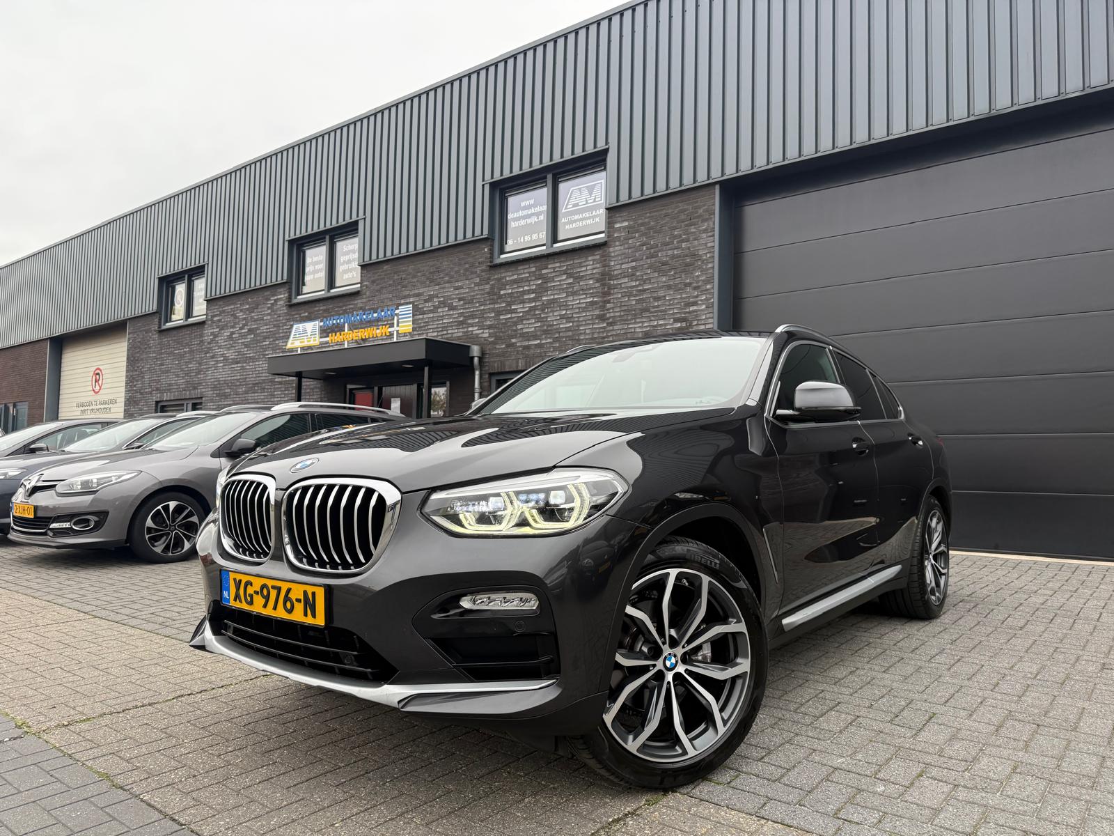 Foto van BMW X4 Xdrive20i