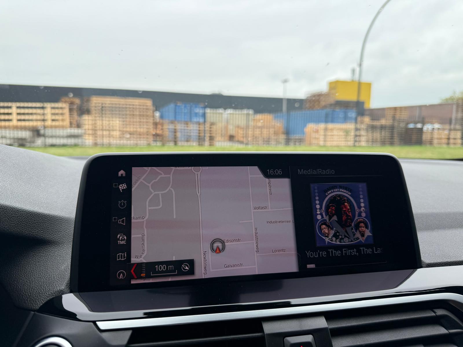 Foto van BMW X4 Xdrive20i