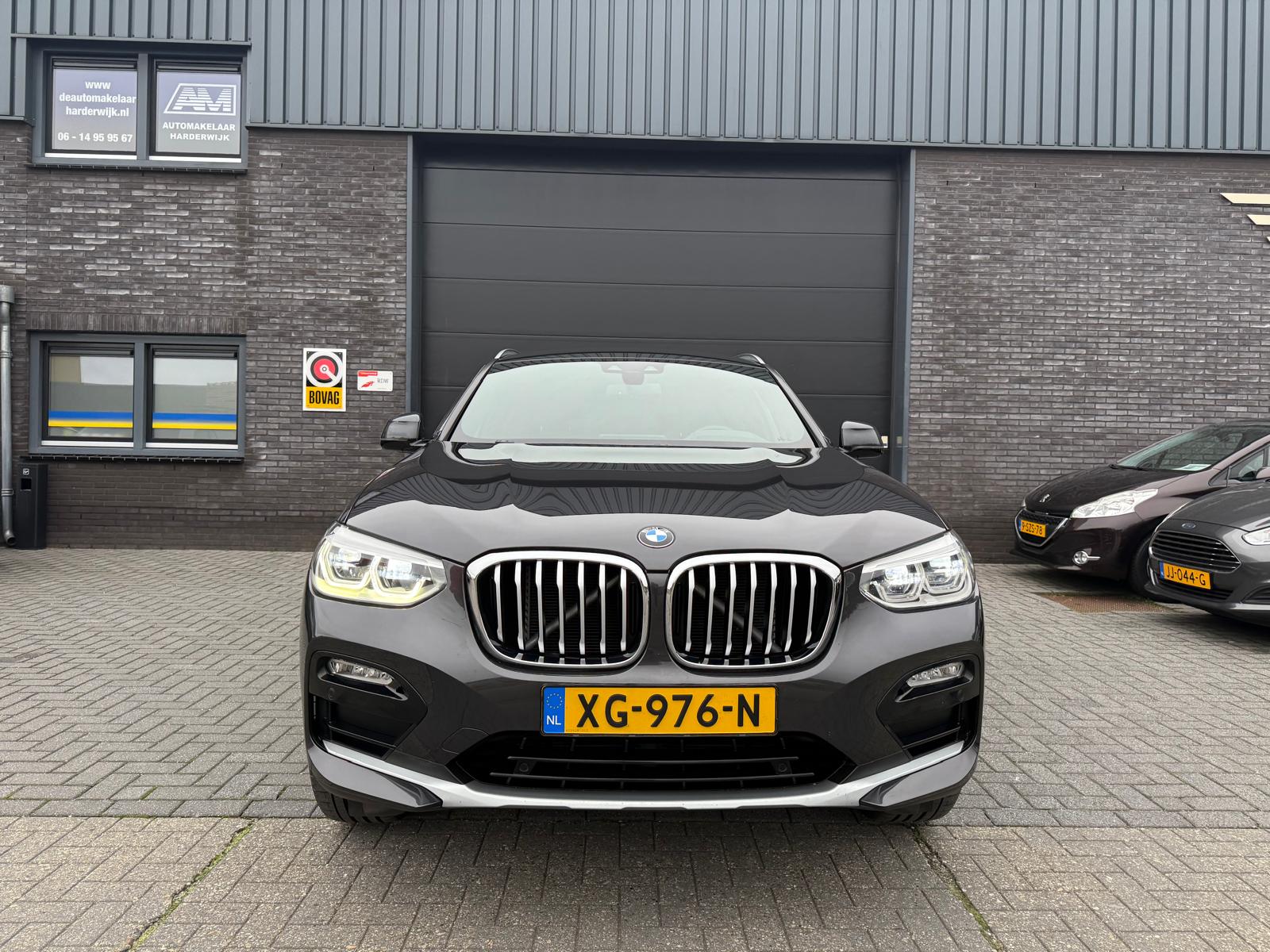 Foto van BMW X4 Xdrive20i