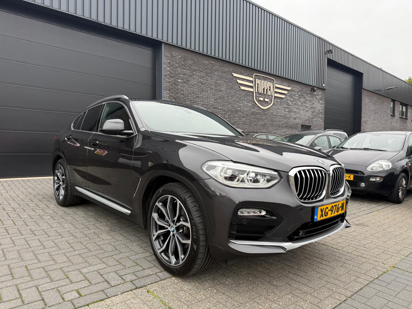 Foto van BMW X4 Xdrive20i