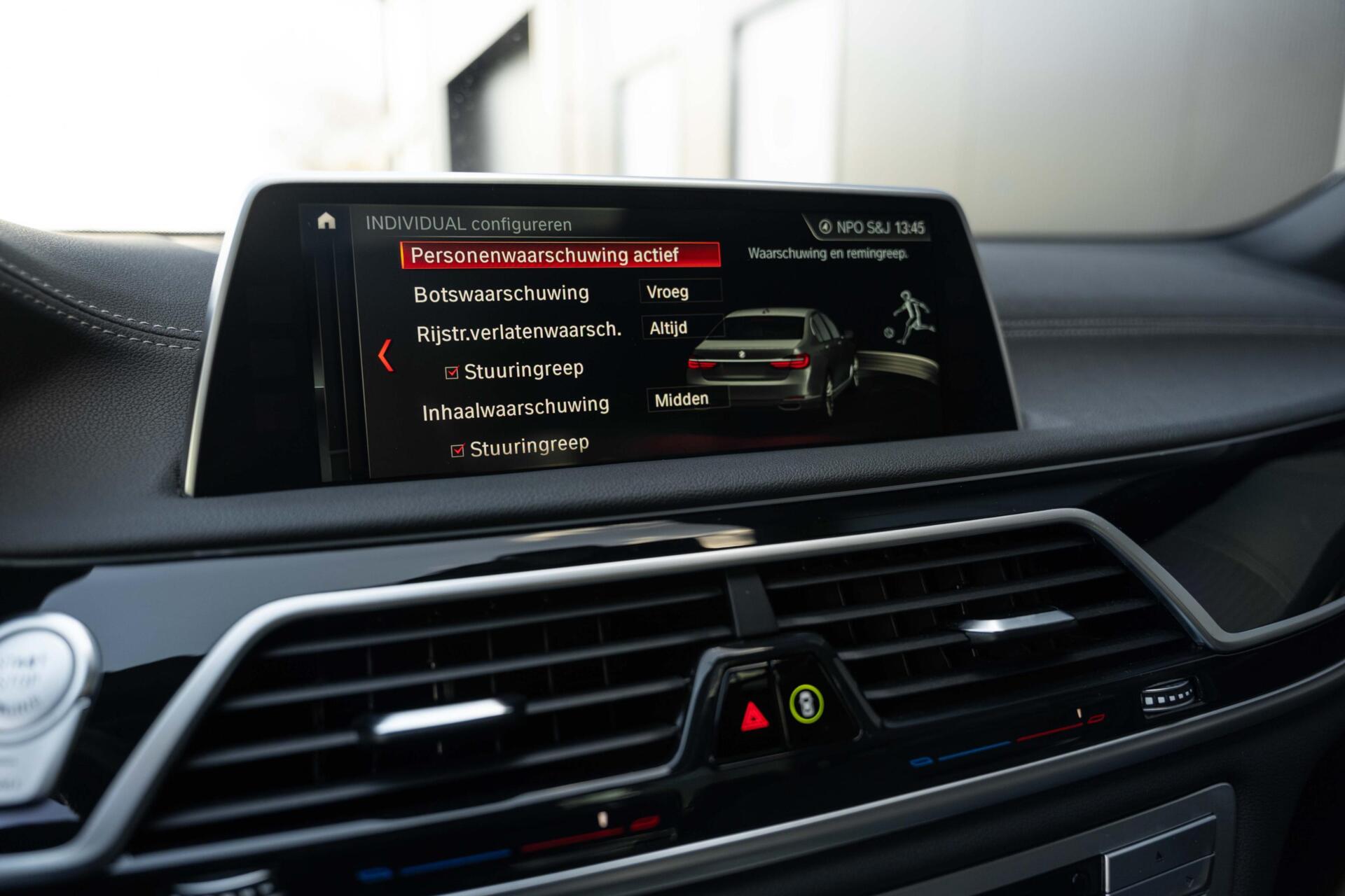 Foto van BMW 750i xDrive