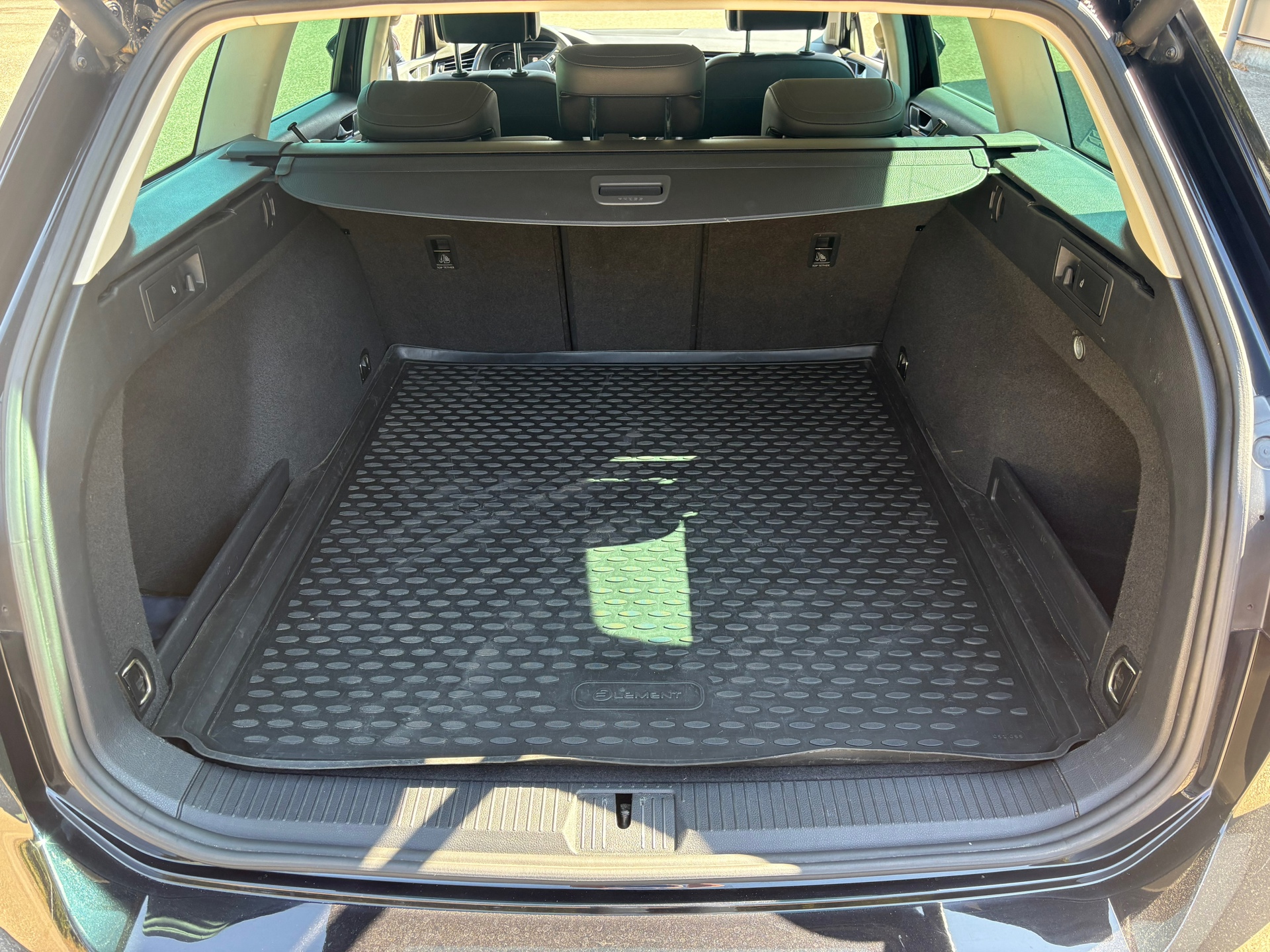Foto van Volkswagen Passat