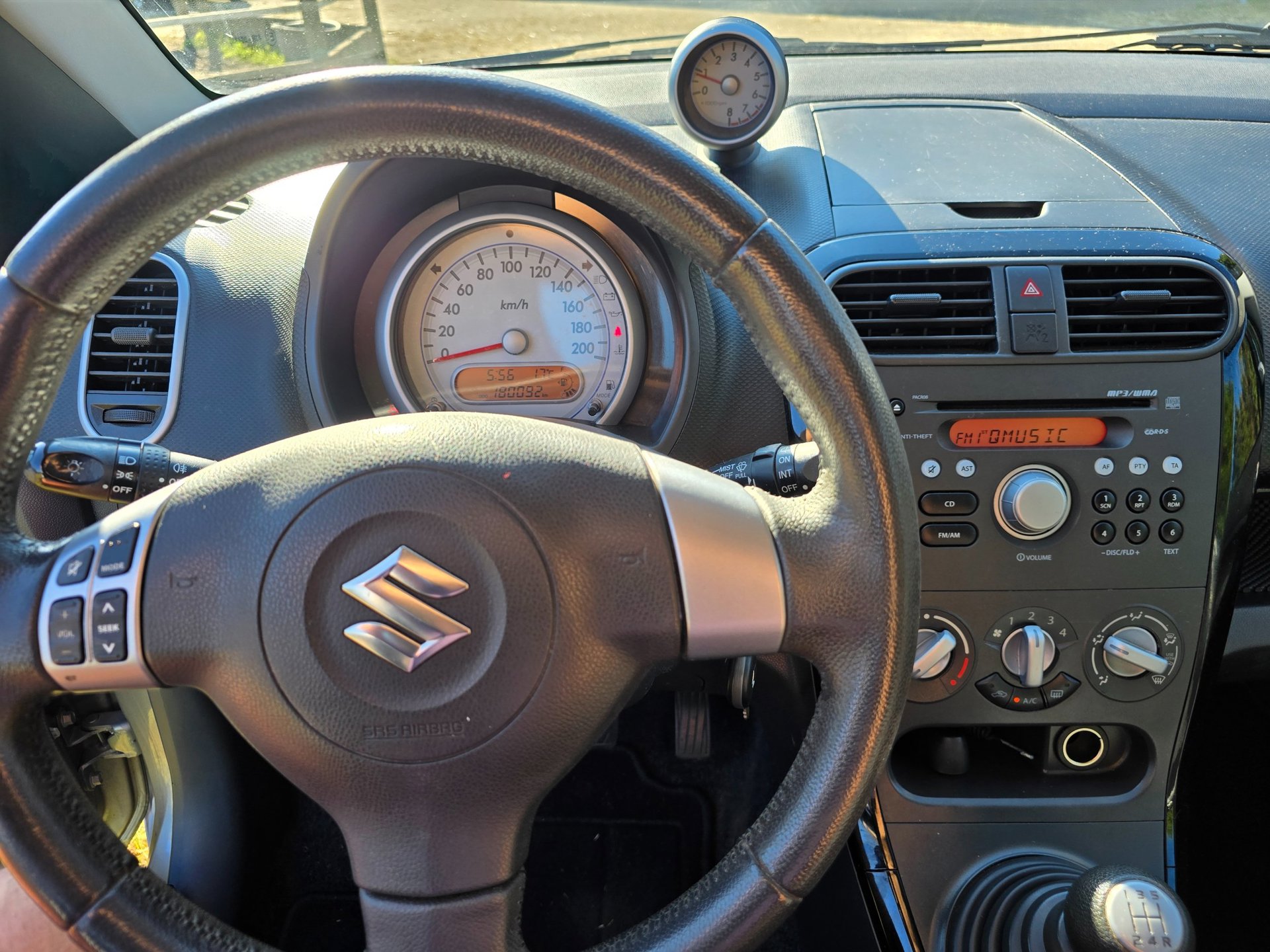 Foto van Suzuki Splash