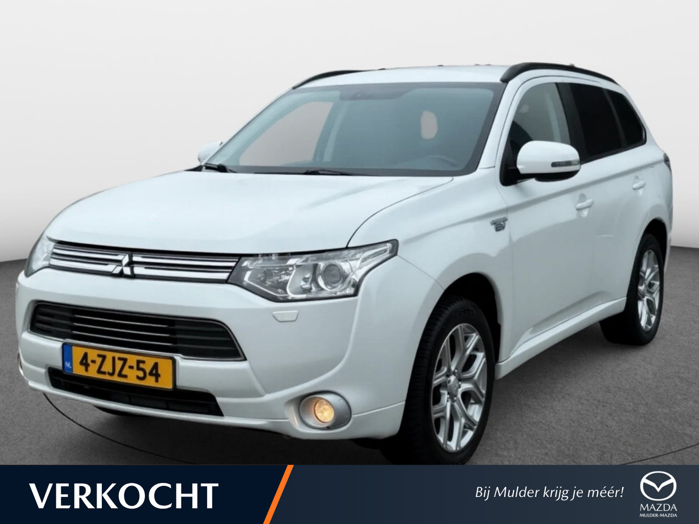 Mitsubishi Mitsubishi Outlander 2.0 PHEV Executive Edition Aut. | Trekhaak 2015 - voorkant