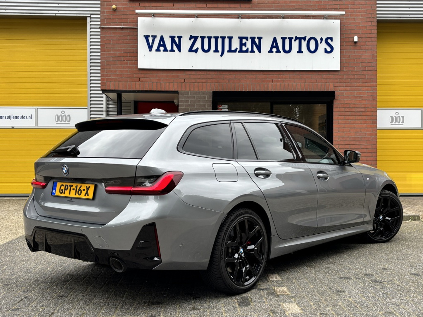 Foto van BMW 330e