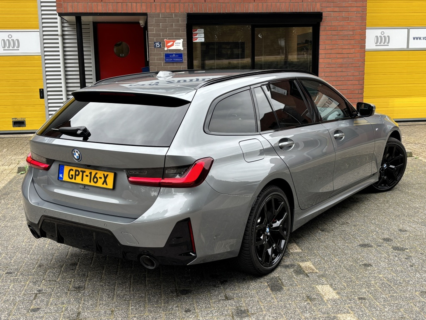 Foto van BMW 330e