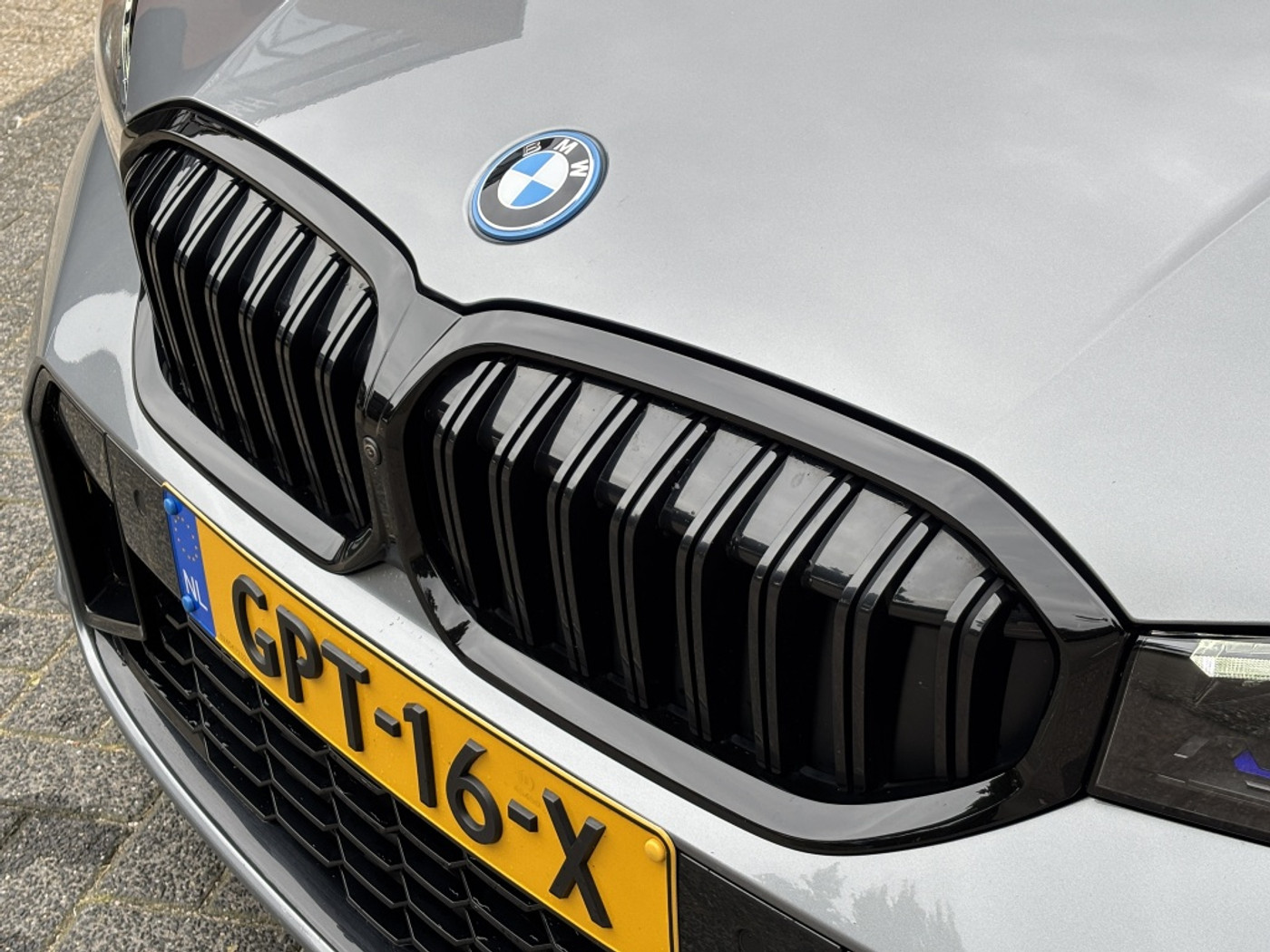 Foto van BMW 330e