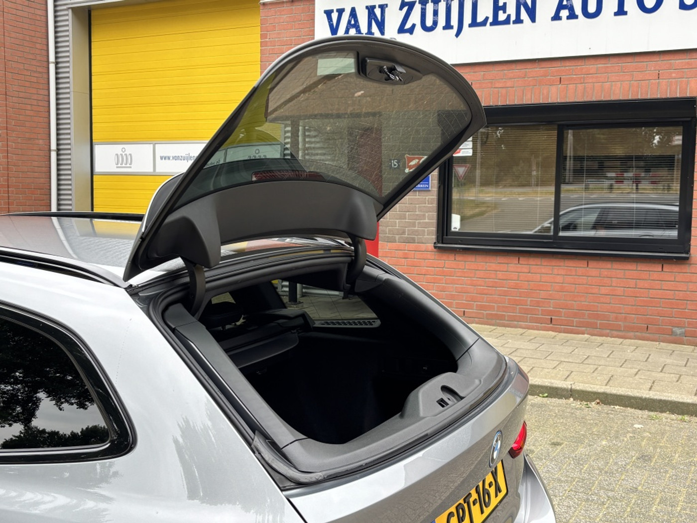 Foto van BMW 330e