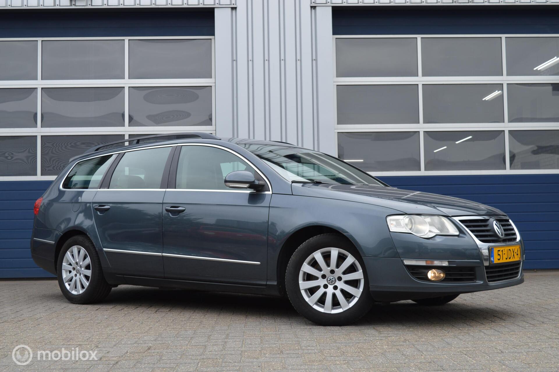 Volkswagen Passat 1.8 TFSI Trendline 2009 - voorkant