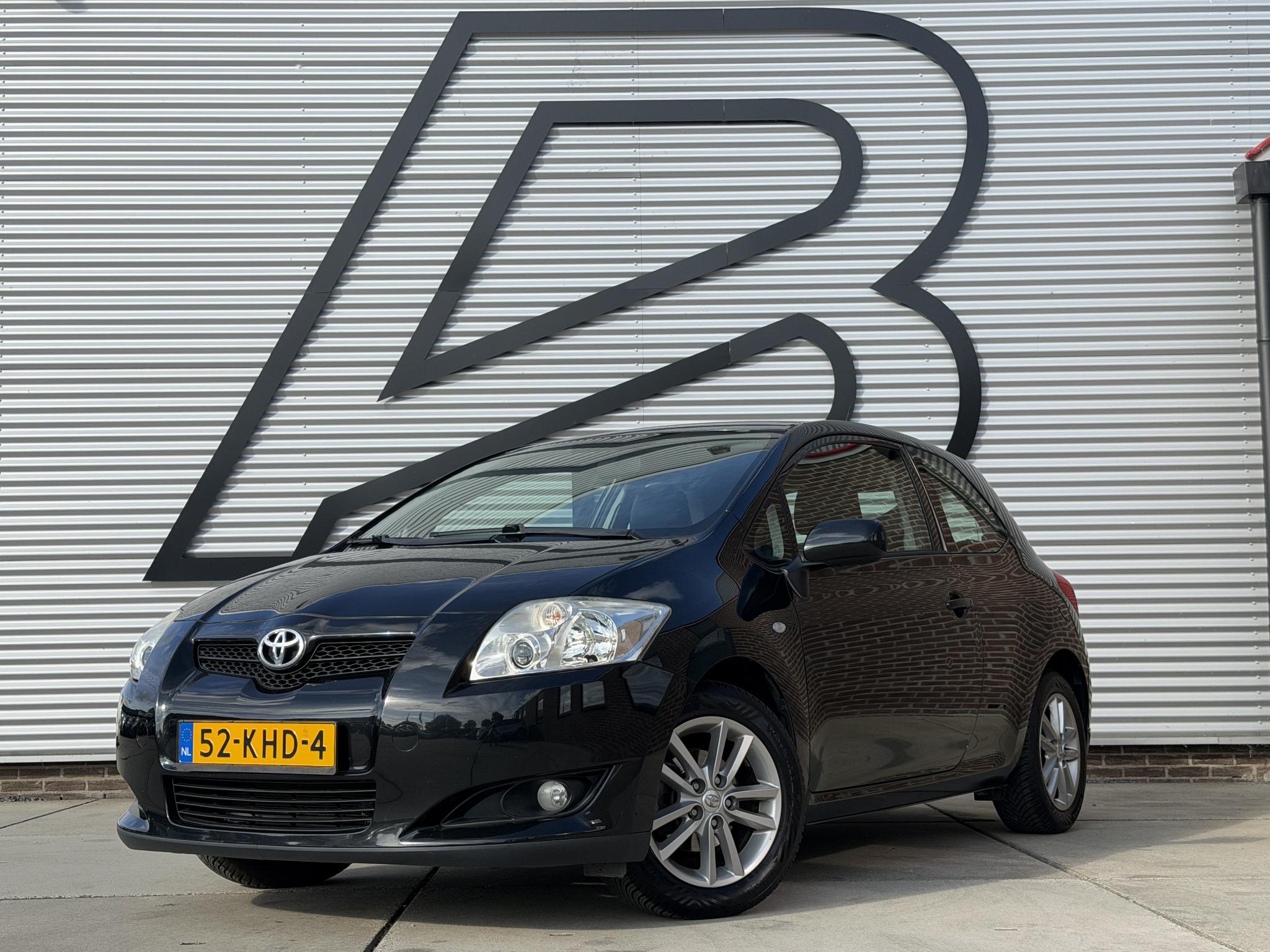 Toyota Toyota Auris 1.6-16V Dynamic 2009 - voorkant