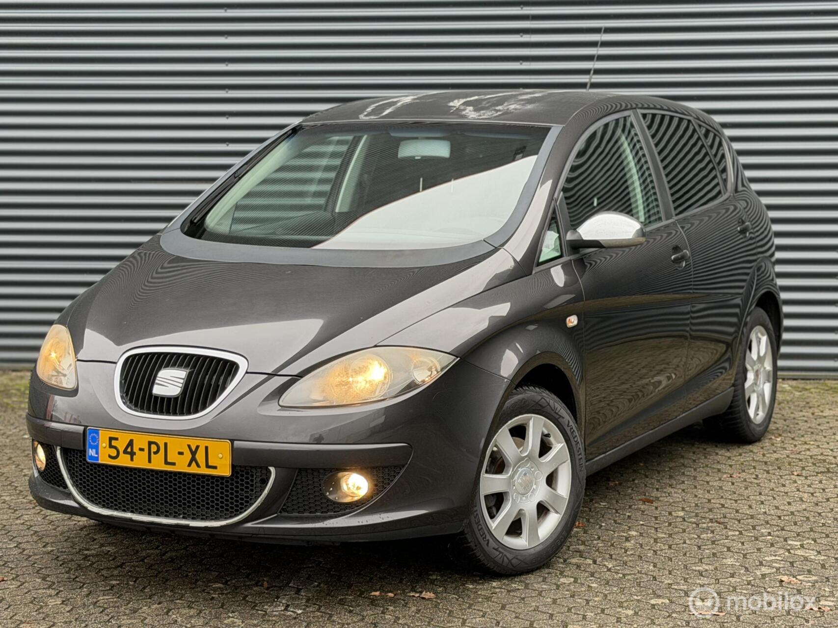 Seat Altea 1.6 Stylance 2004 - voorkant