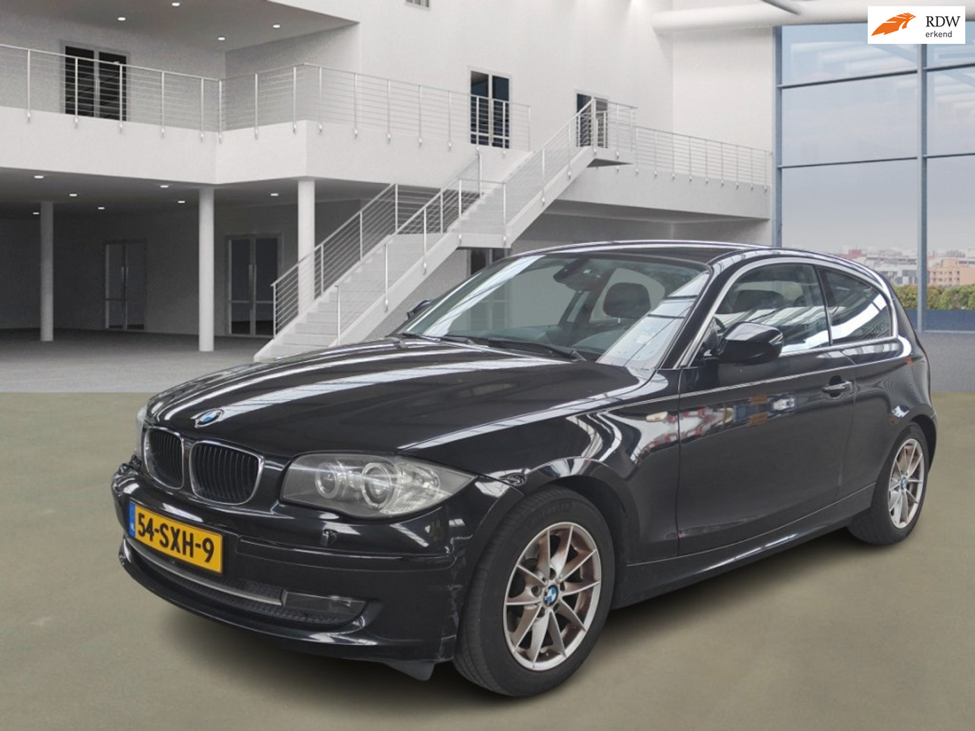 BMW 116i 116i Business Line Ultimate Edition AUT NAVI LEDER 2012 - voorkant