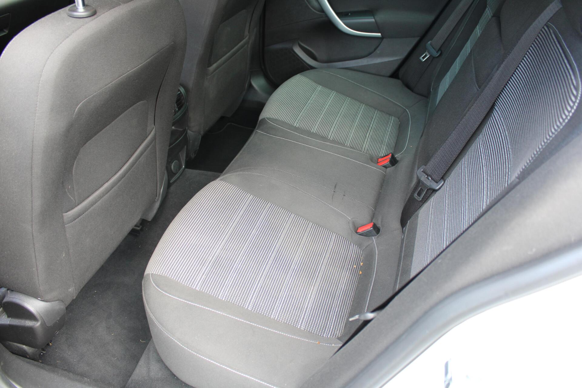 Foto van Opel Insignia Limousine NB