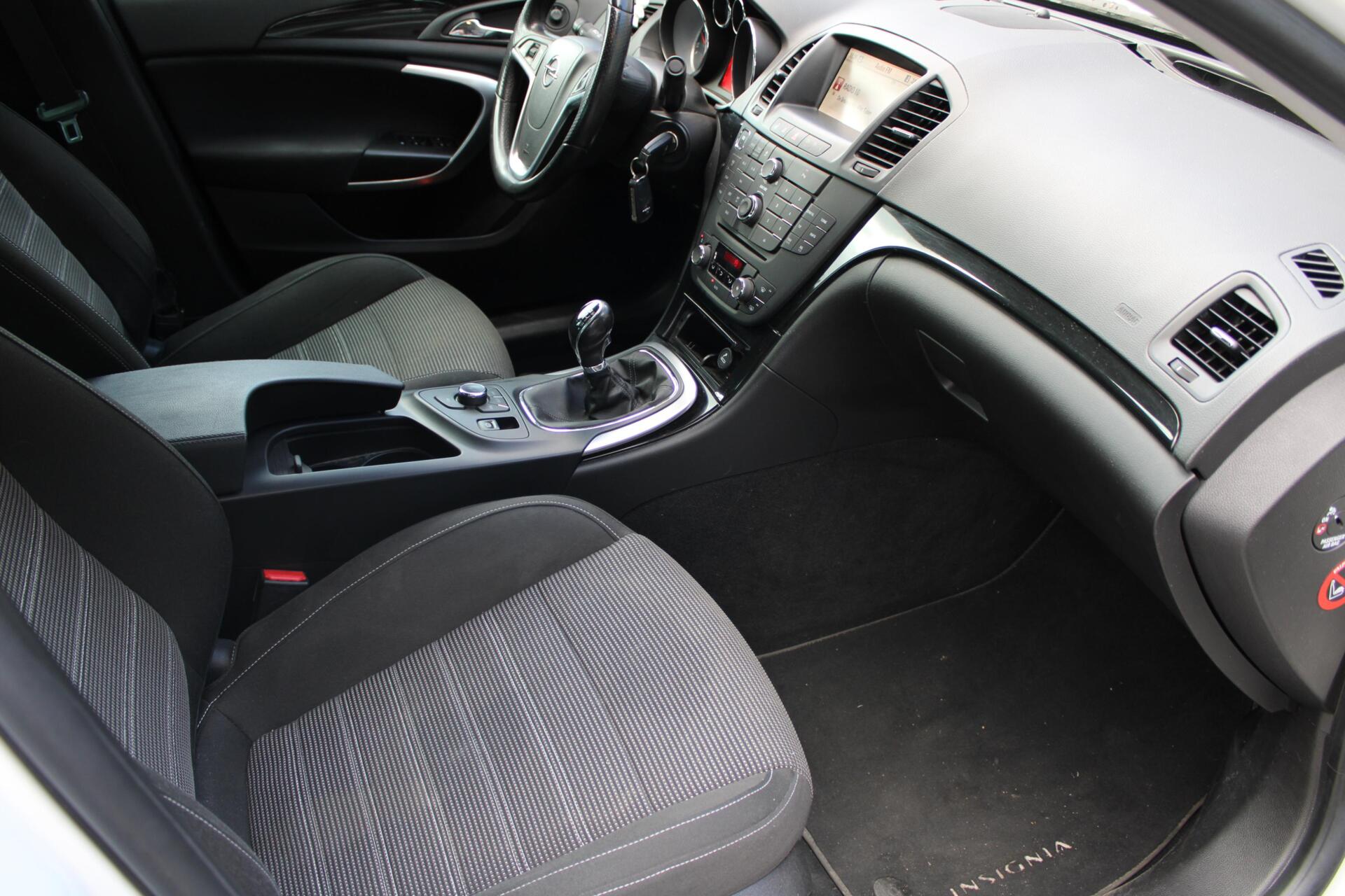 Foto van Opel Insignia Limousine NB