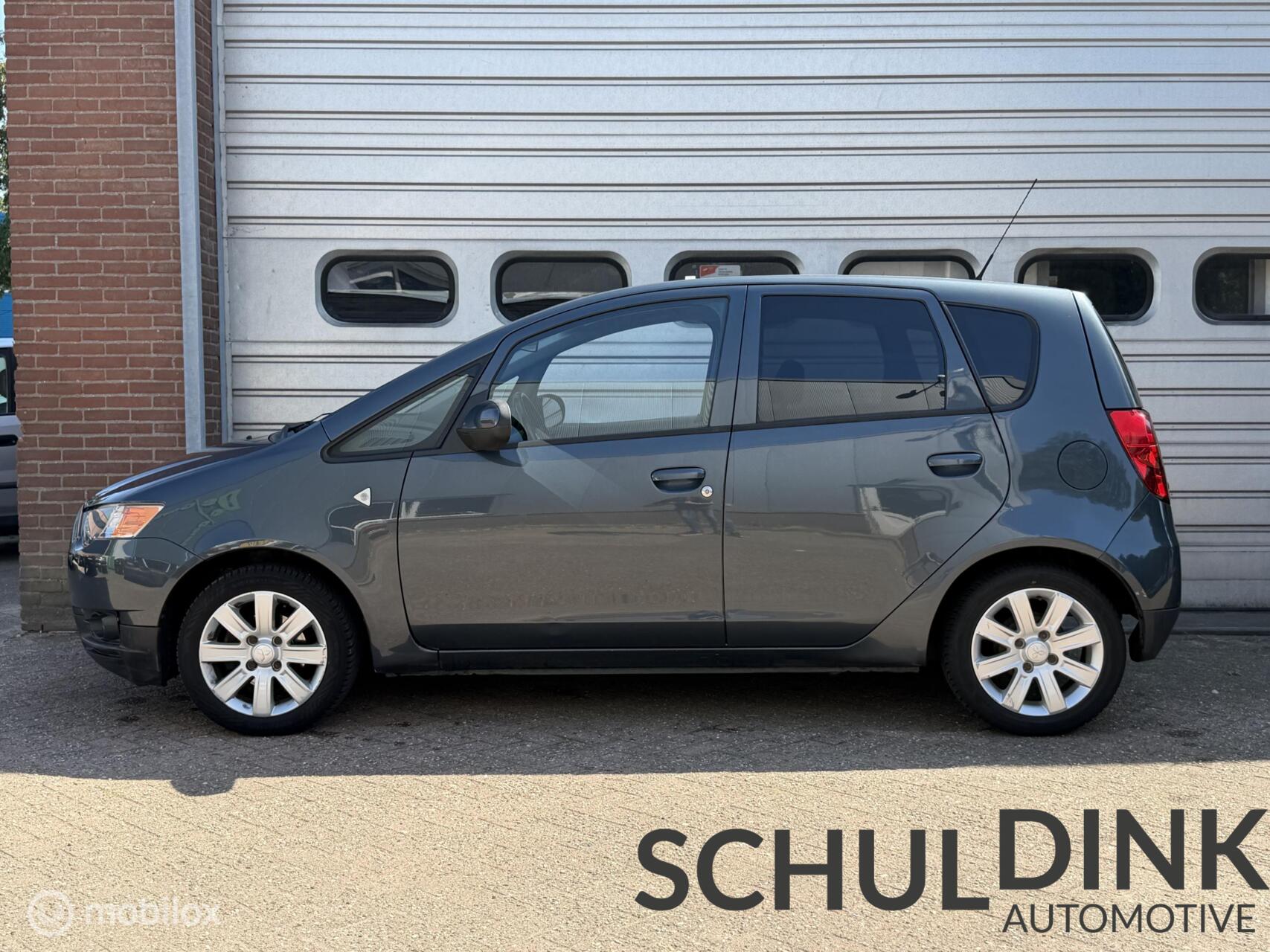 Foto van Mitsubishi Mitsubishi Colt