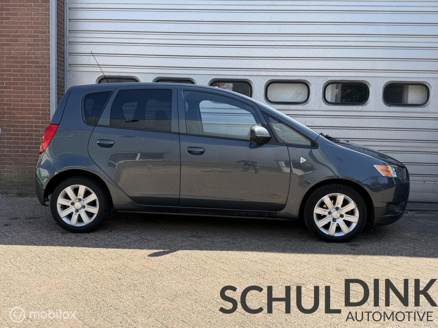 Foto van Mitsubishi Mitsubishi Colt