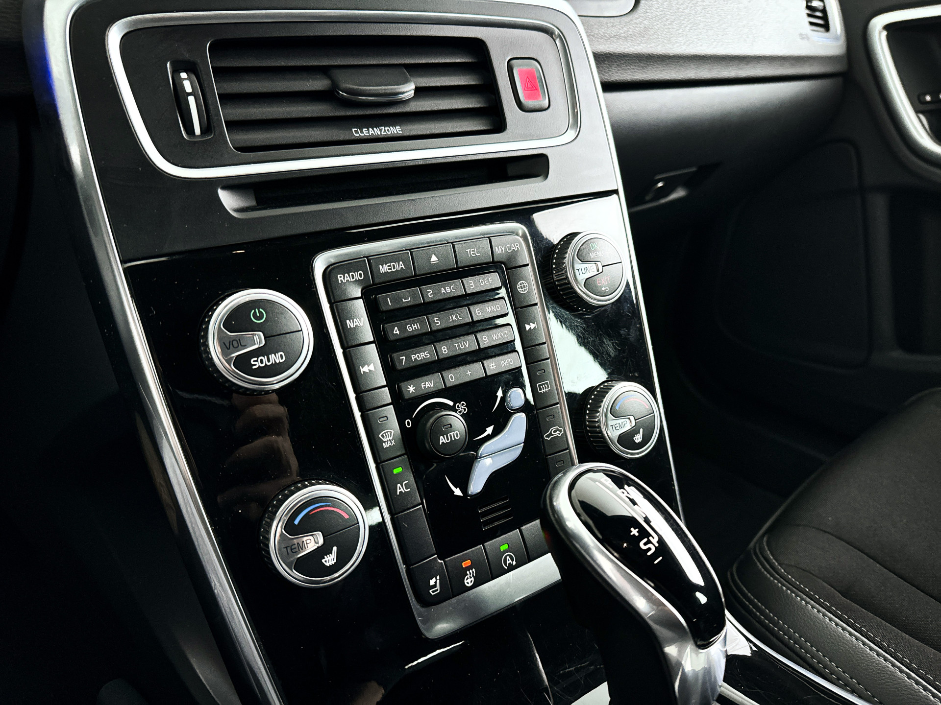 Foto van Volvo V60 Cross Country